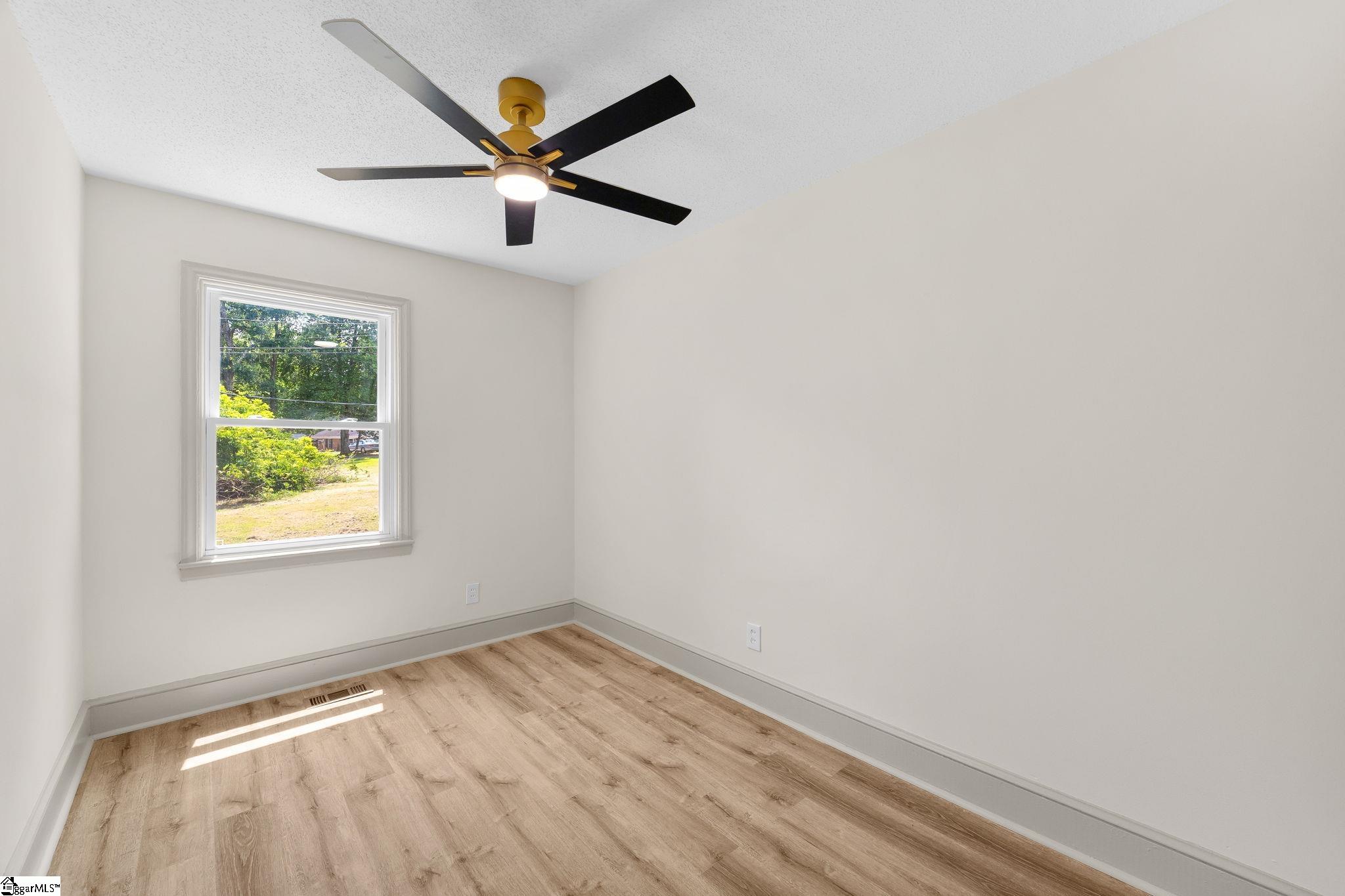 107 Whitener Avenue Spartanburg, SC 29306