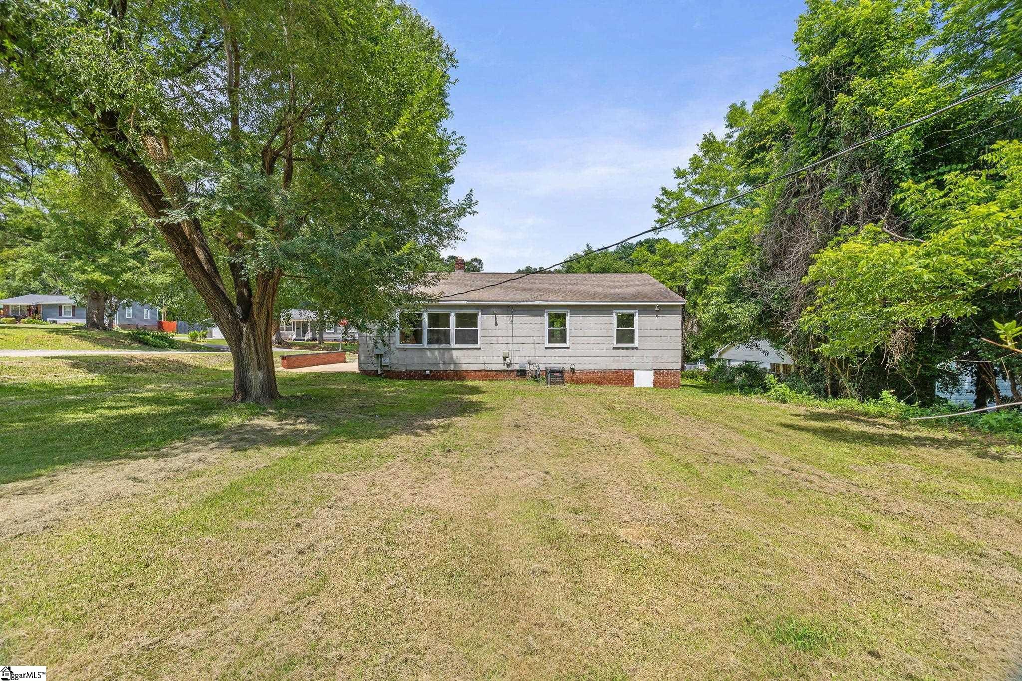 107 Whitener Avenue Spartanburg, SC 29306