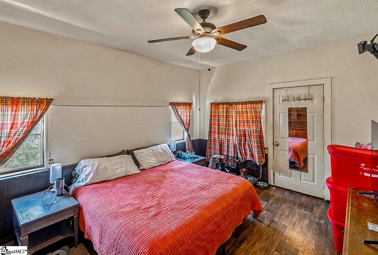 240 Canady Road Wellford, SC 29385