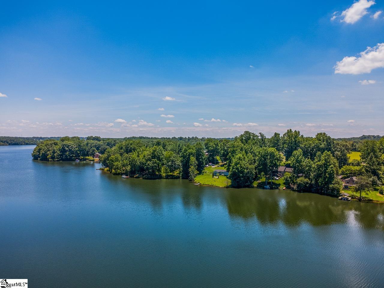 240 Canady Road Wellford, SC 29385