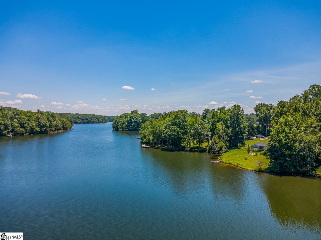240 Canady Road Wellford, SC 29385