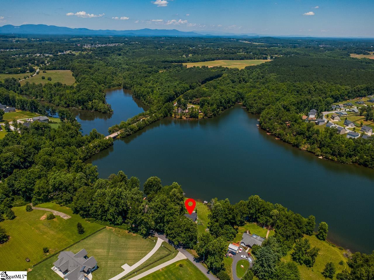 240 Canady Road Wellford, SC 29385