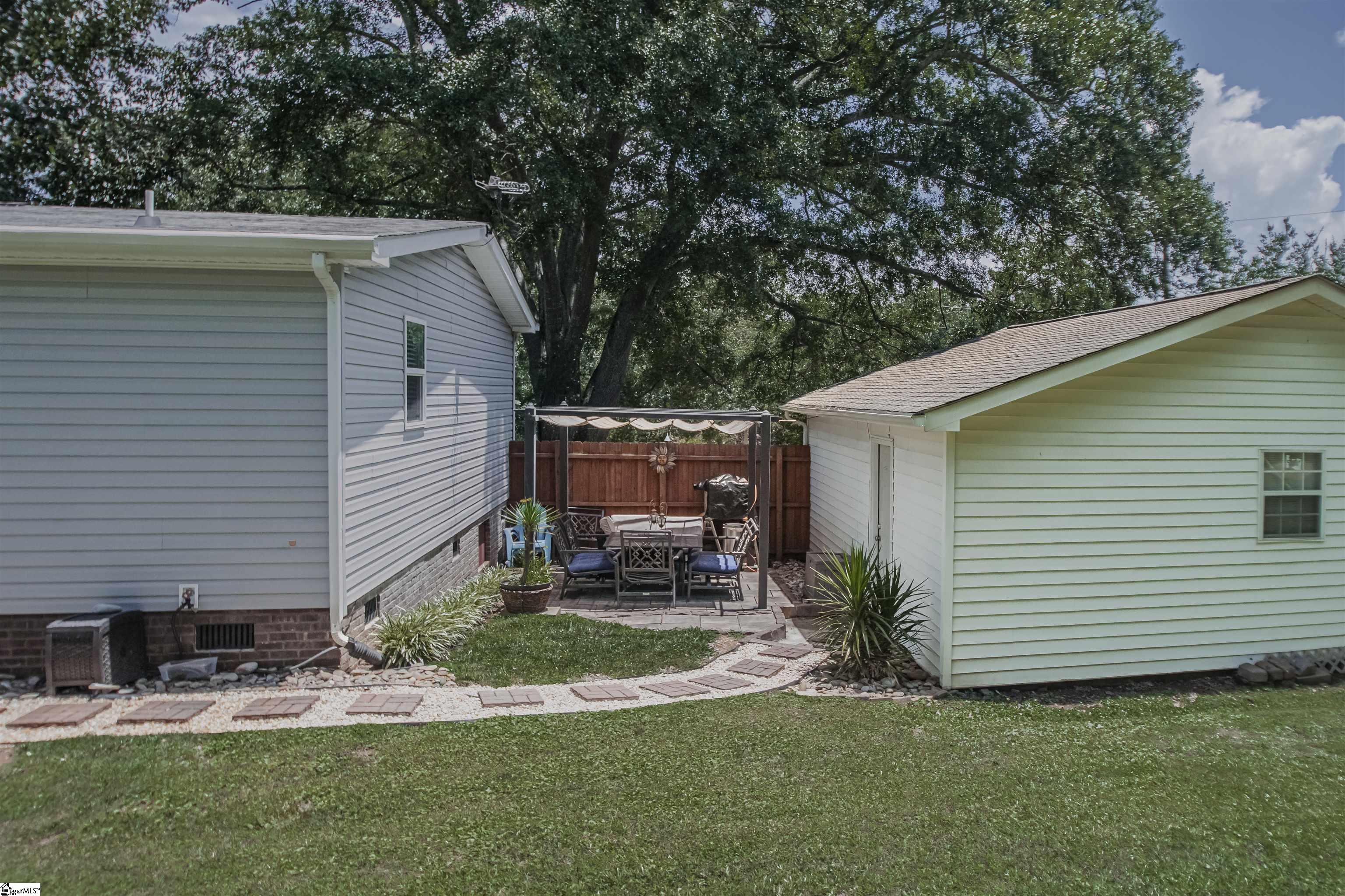 1059 Belle Shoals Road Pickens, SC 29671