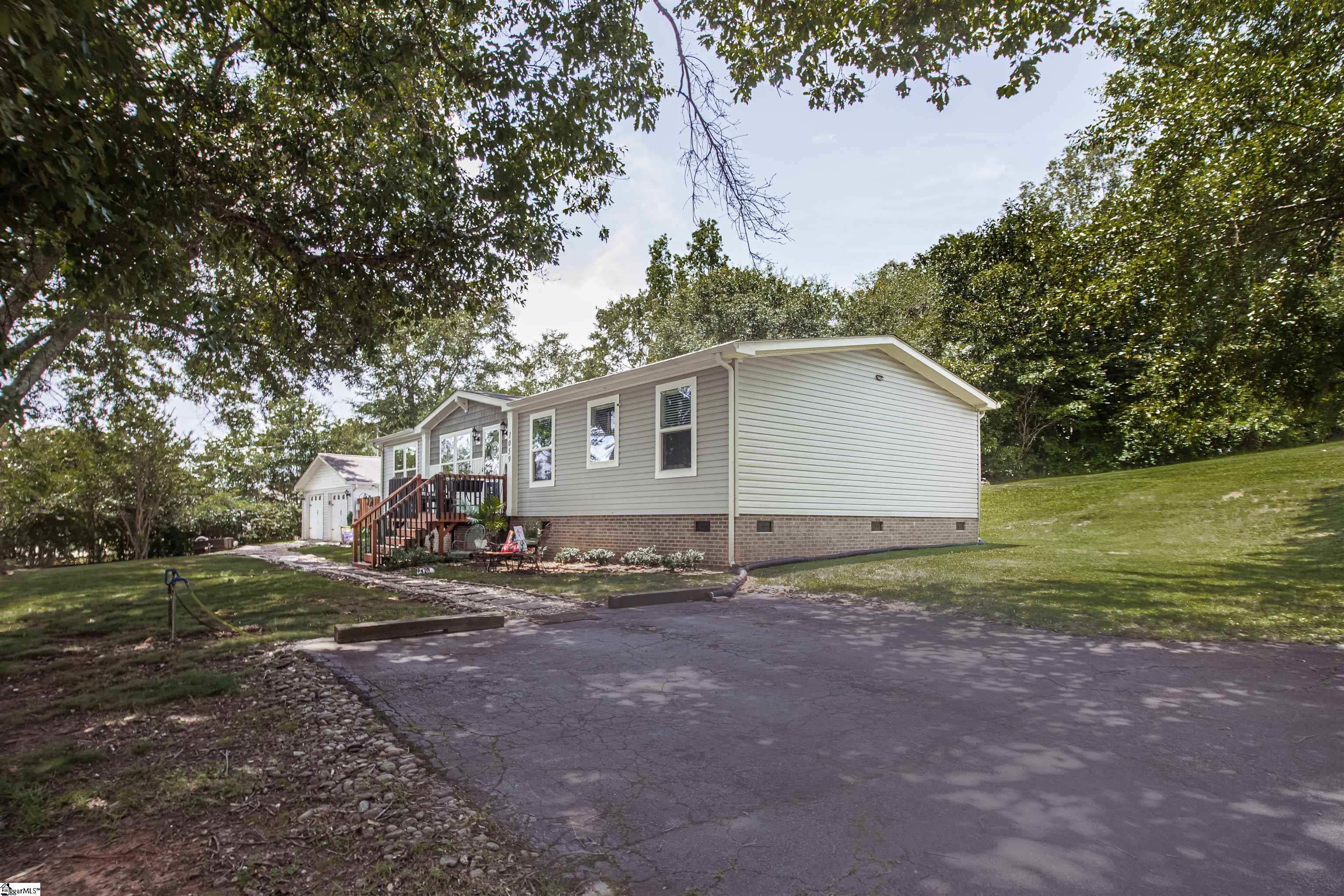 1059 Belle Shoals Road Pickens, SC 29671