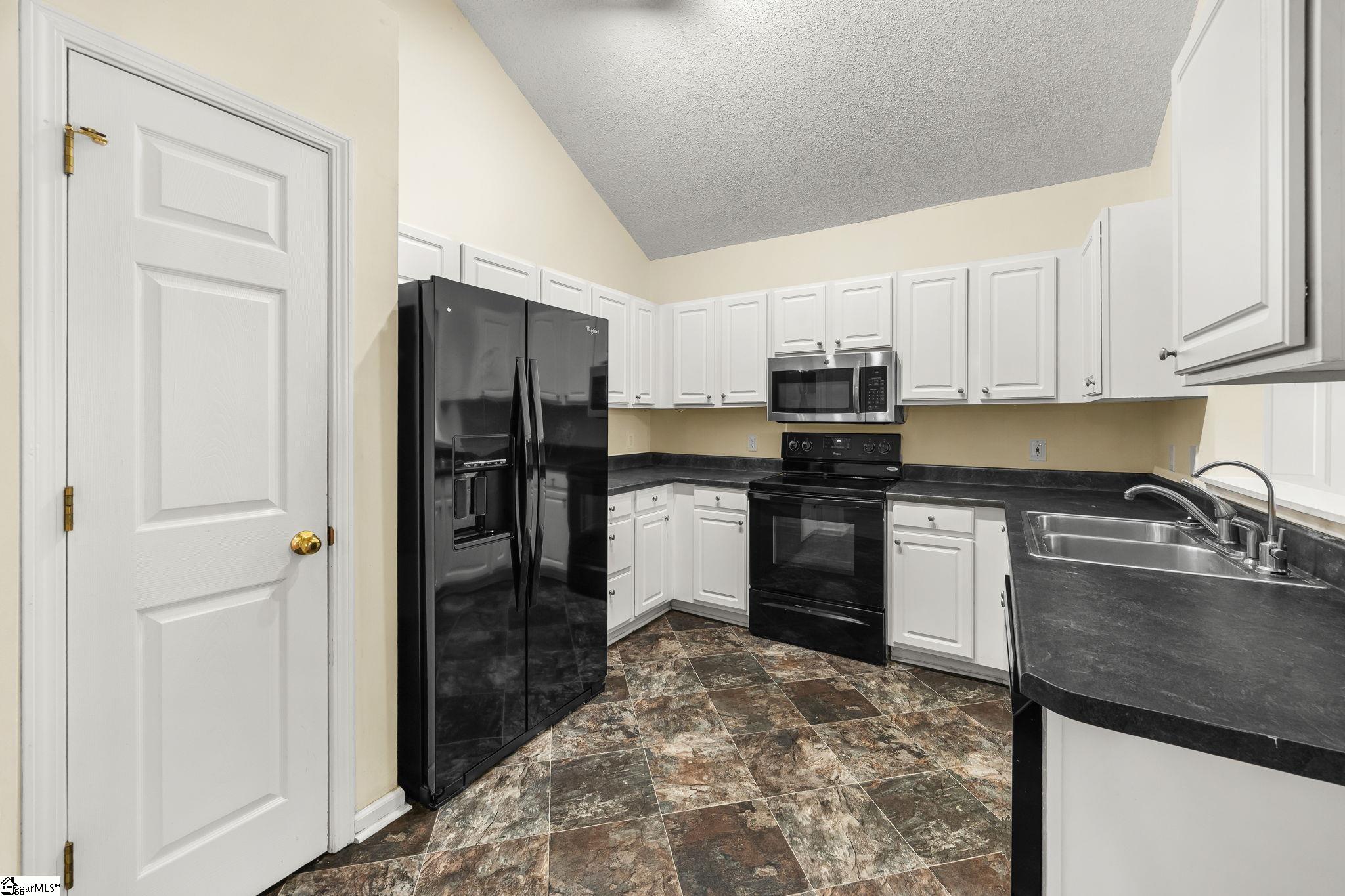18 River Watch Drive Greenville, SC 29605