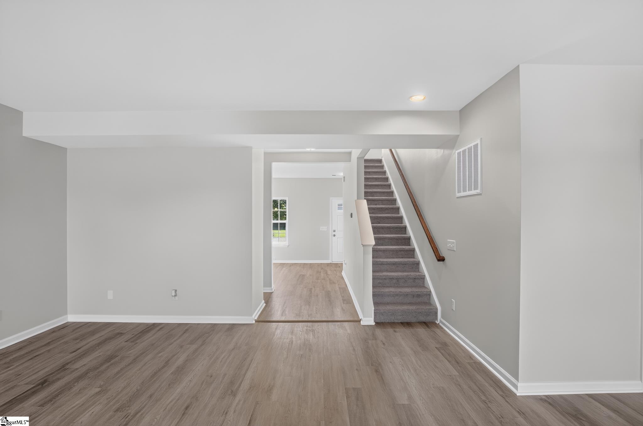 15 Granite Lane Greenville, SC 29607