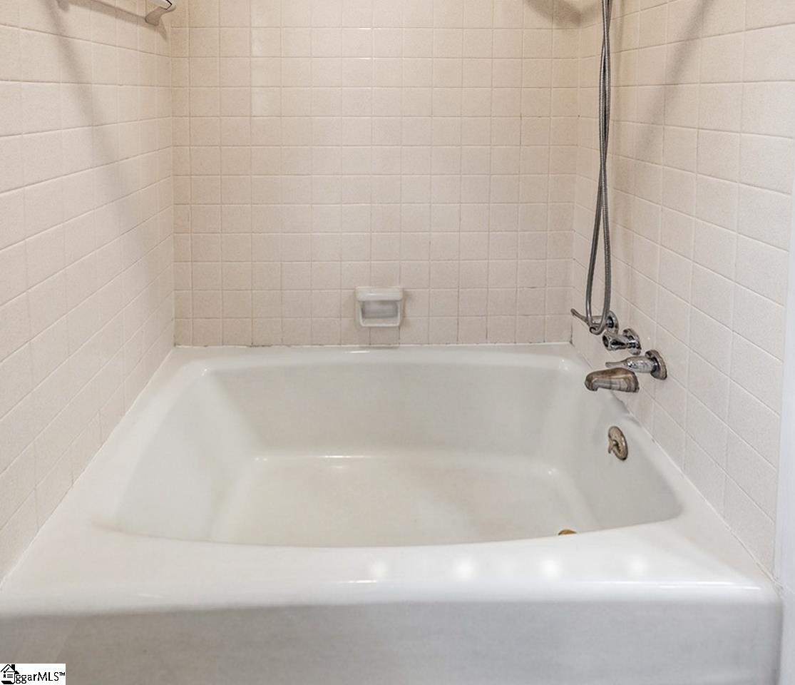 304 Del Norte Road Greenville, SC 29615