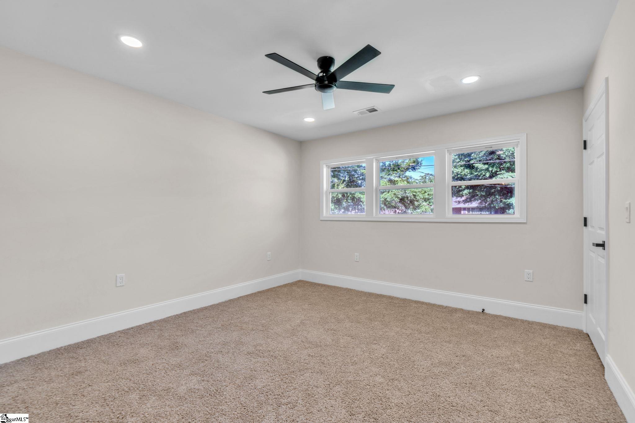 8 Alvin Drive Greenville, SC 29605