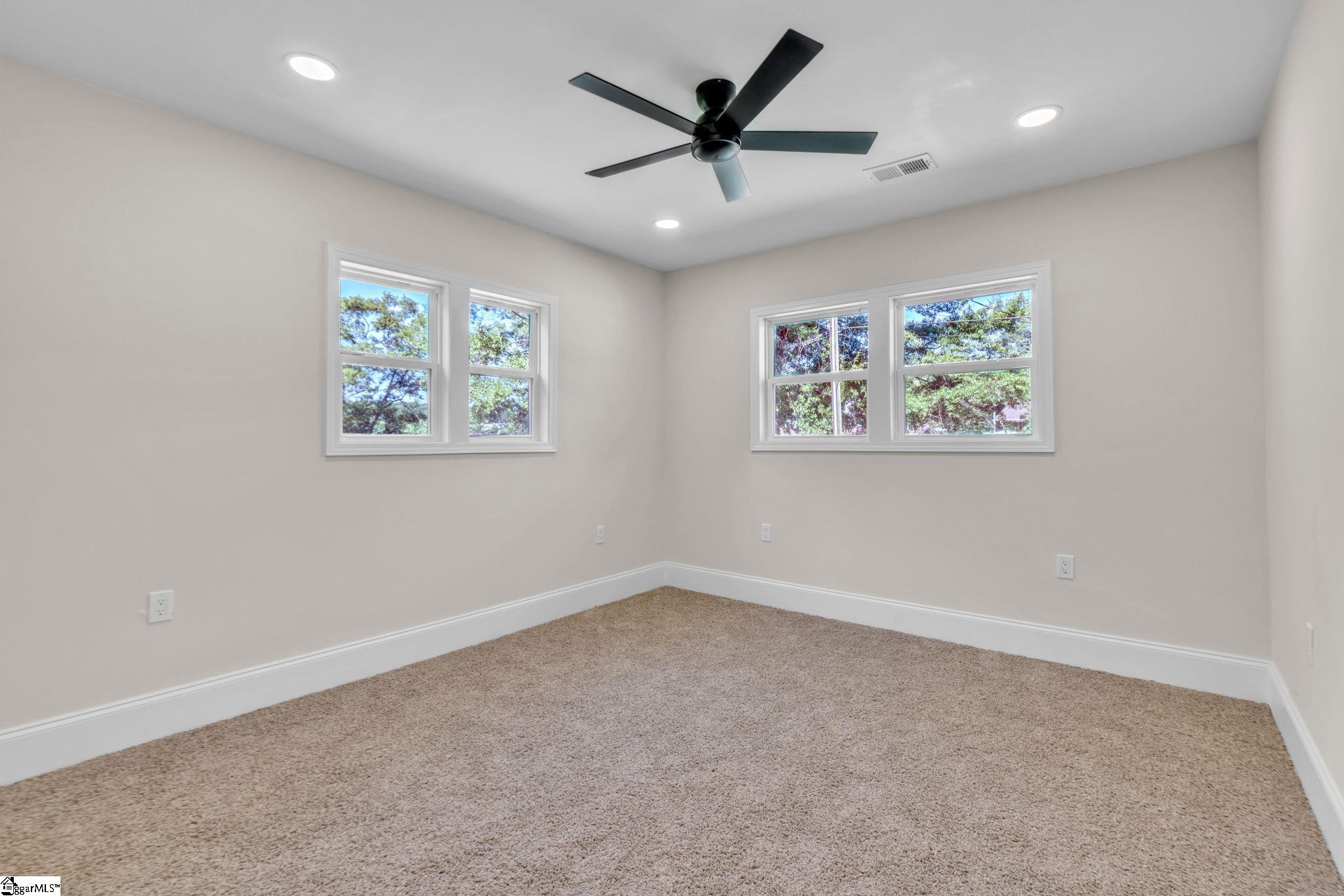 8 Alvin Drive Greenville, SC 29605