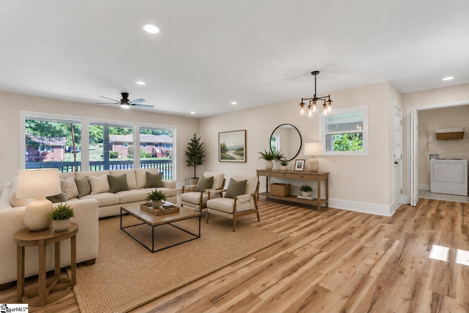 8 Alvin Drive Greenville, SC 29605