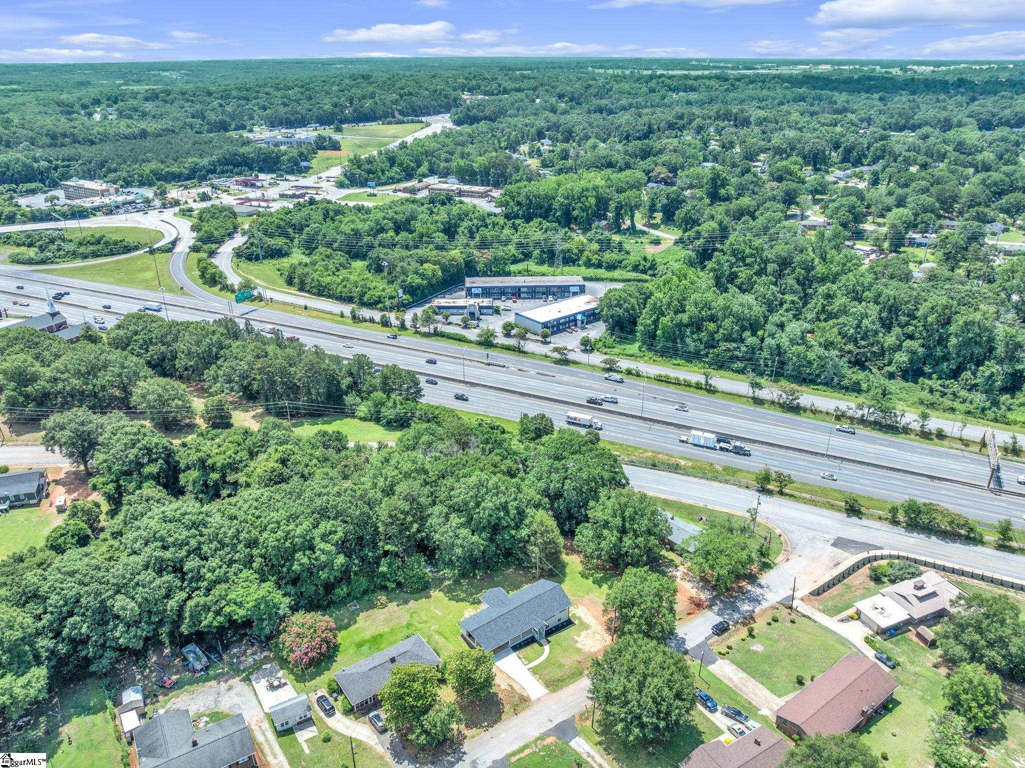 8 Alvin Drive Greenville, SC 29605