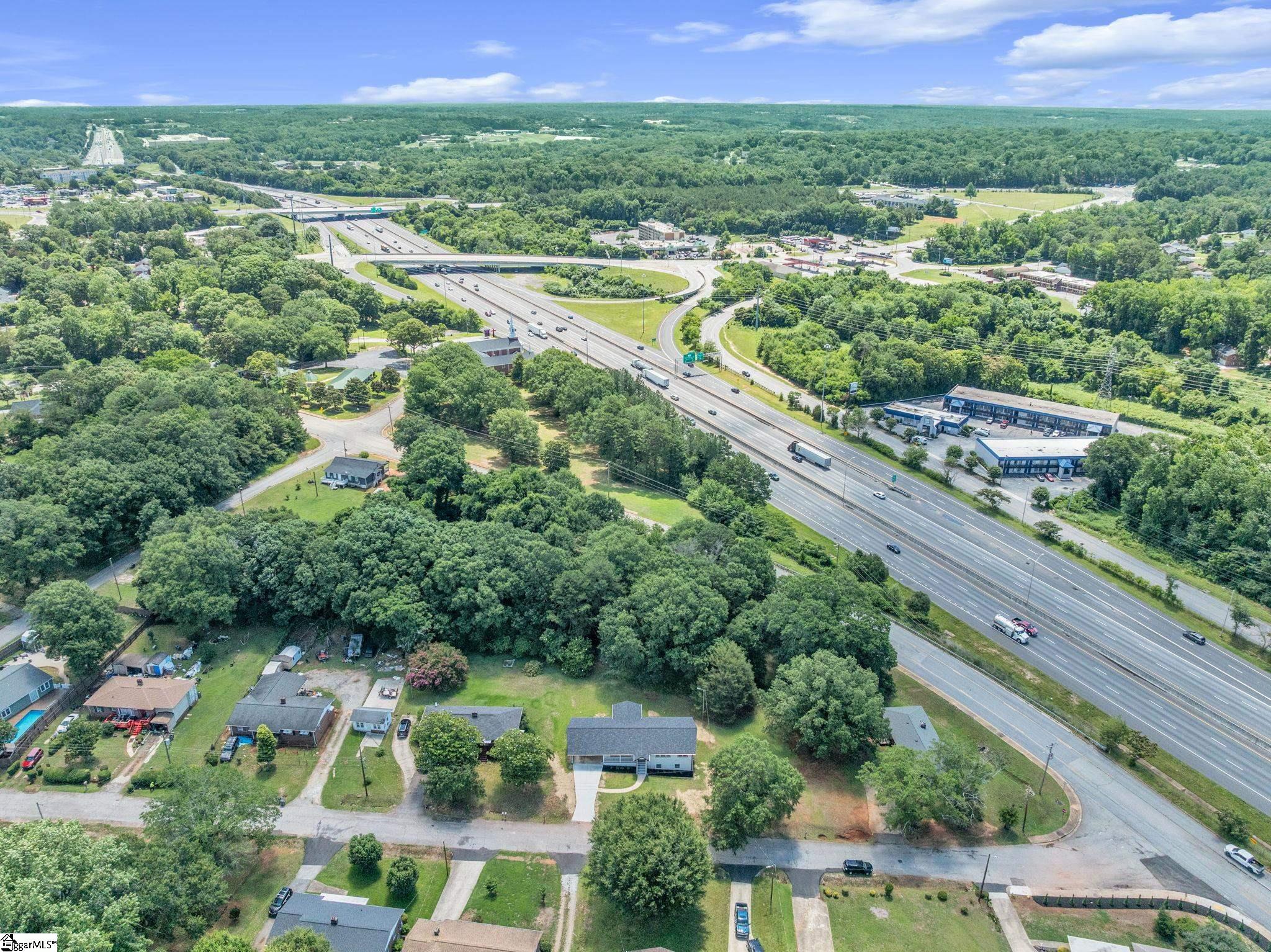 8 Alvin Drive Greenville, SC 29605
