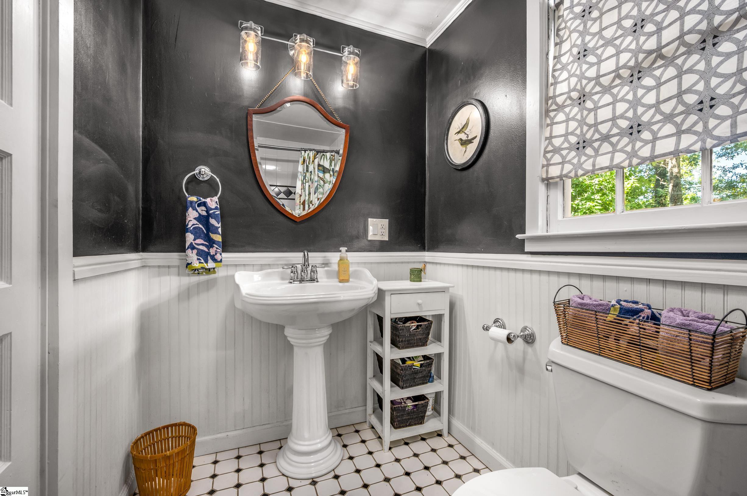 415 E Lakeshore Drive Landrum, SC 29356-9603