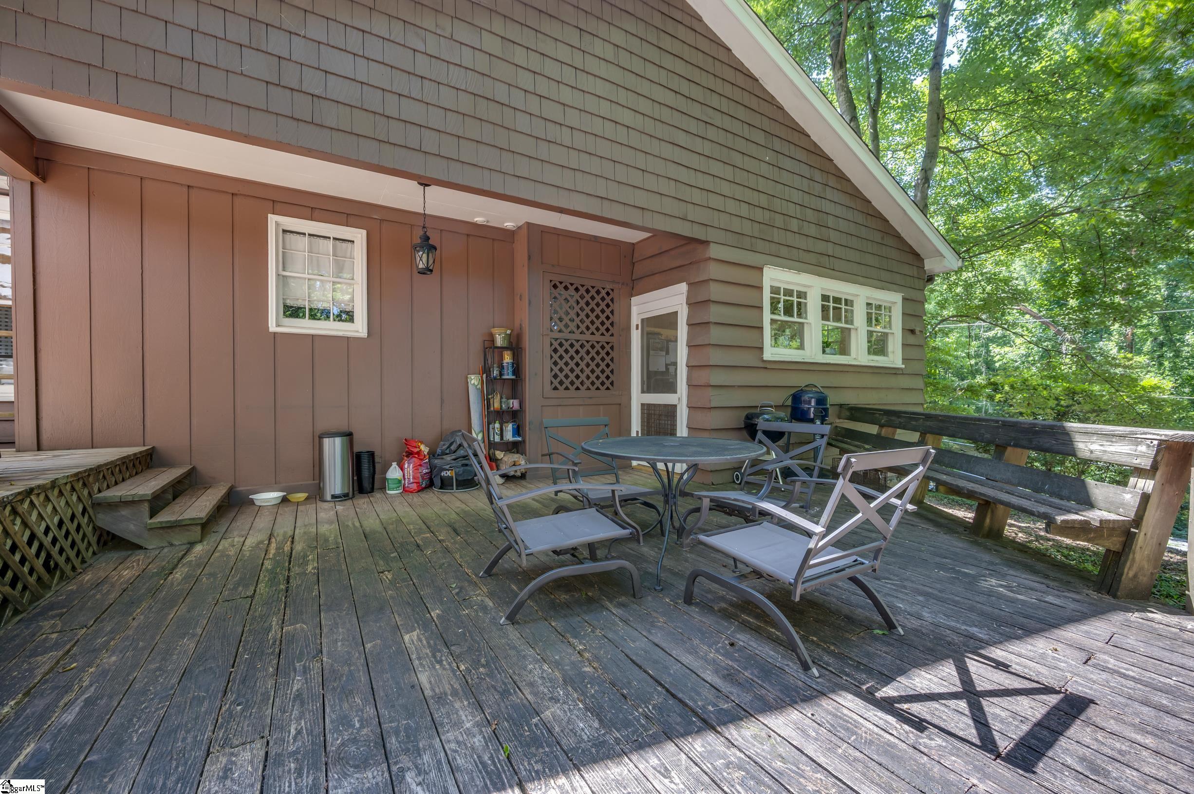 415 E Lakeshore Drive Landrum, SC 29356-9603