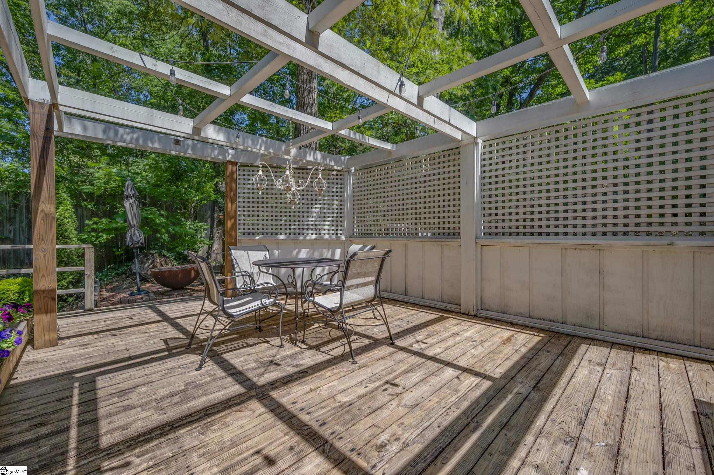 415 E Lakeshore Drive Landrum, SC 29356-9603