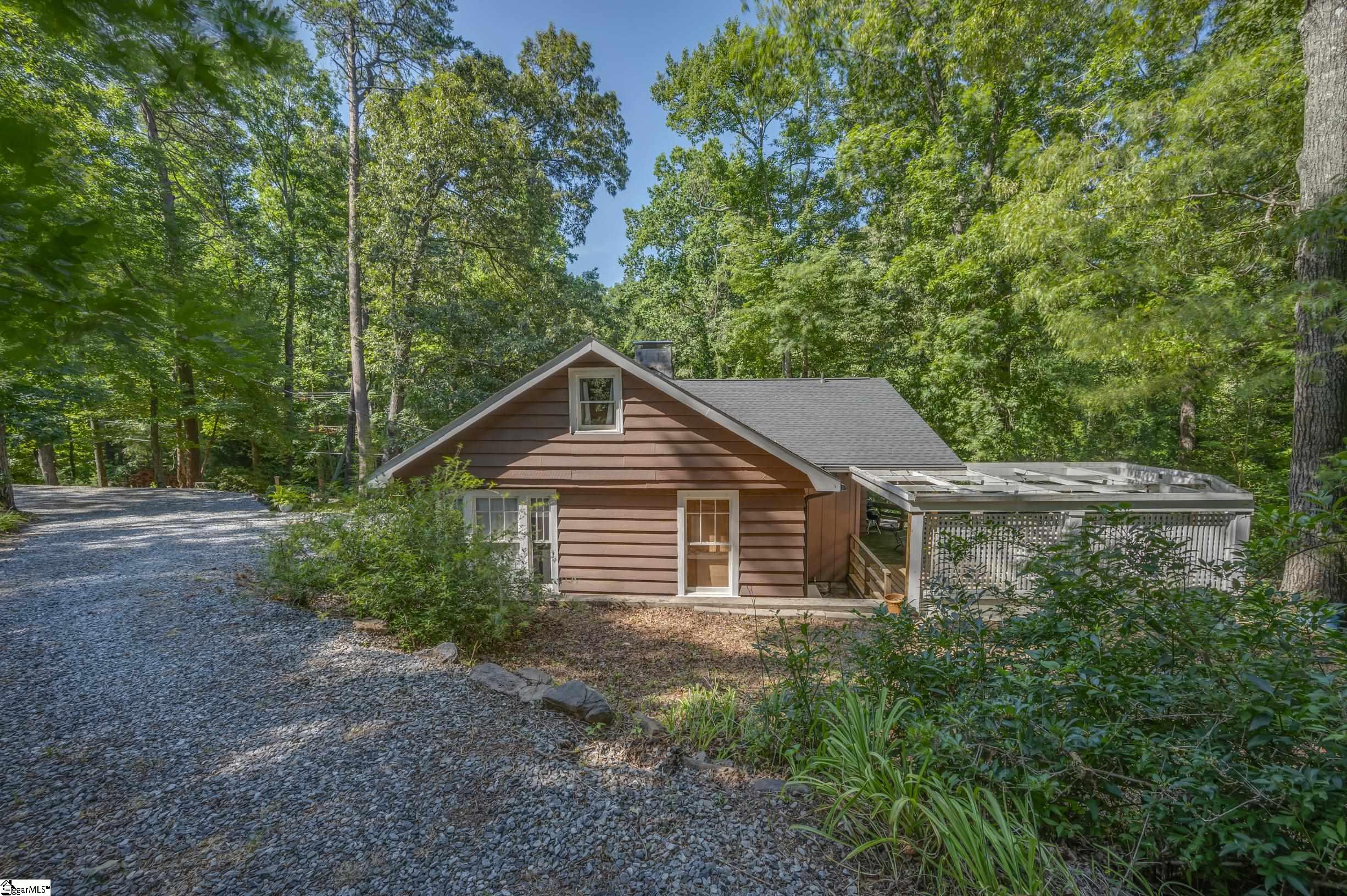 415 E Lakeshore Drive Landrum, SC 29356-9603
