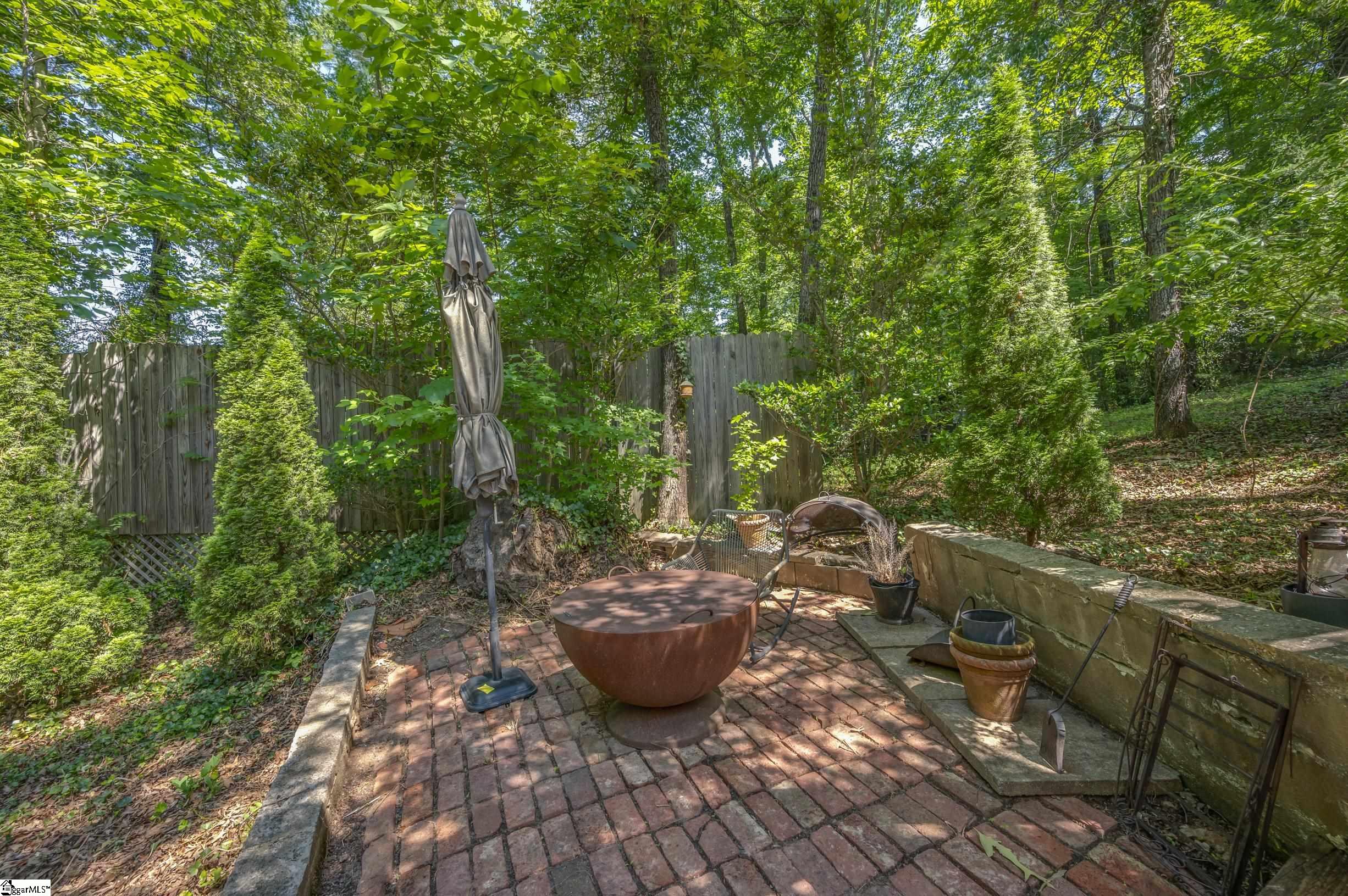 415 E Lakeshore Drive Landrum, SC 29356-9603