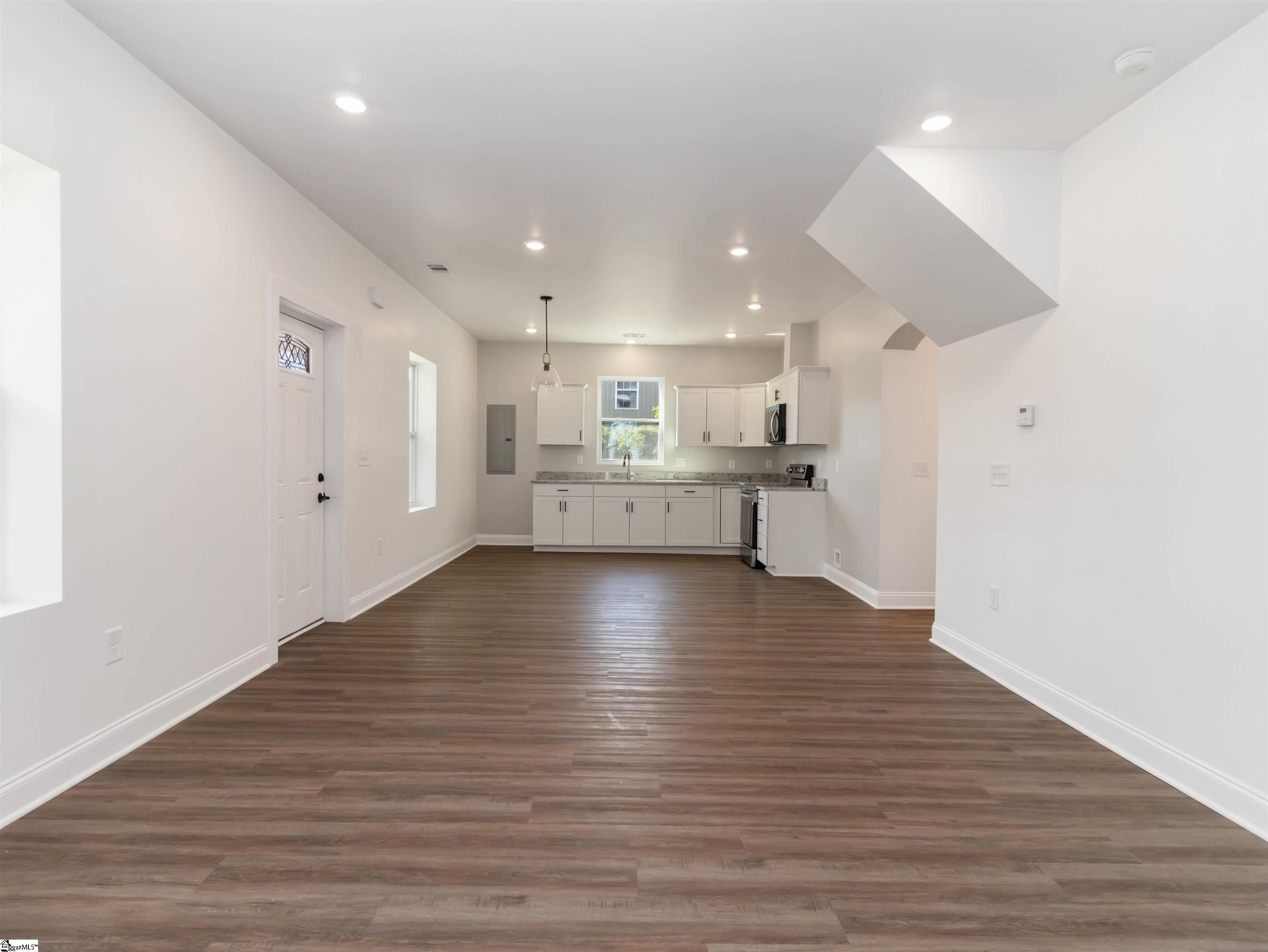 5 Williams Street Spartanburg, SC 29301