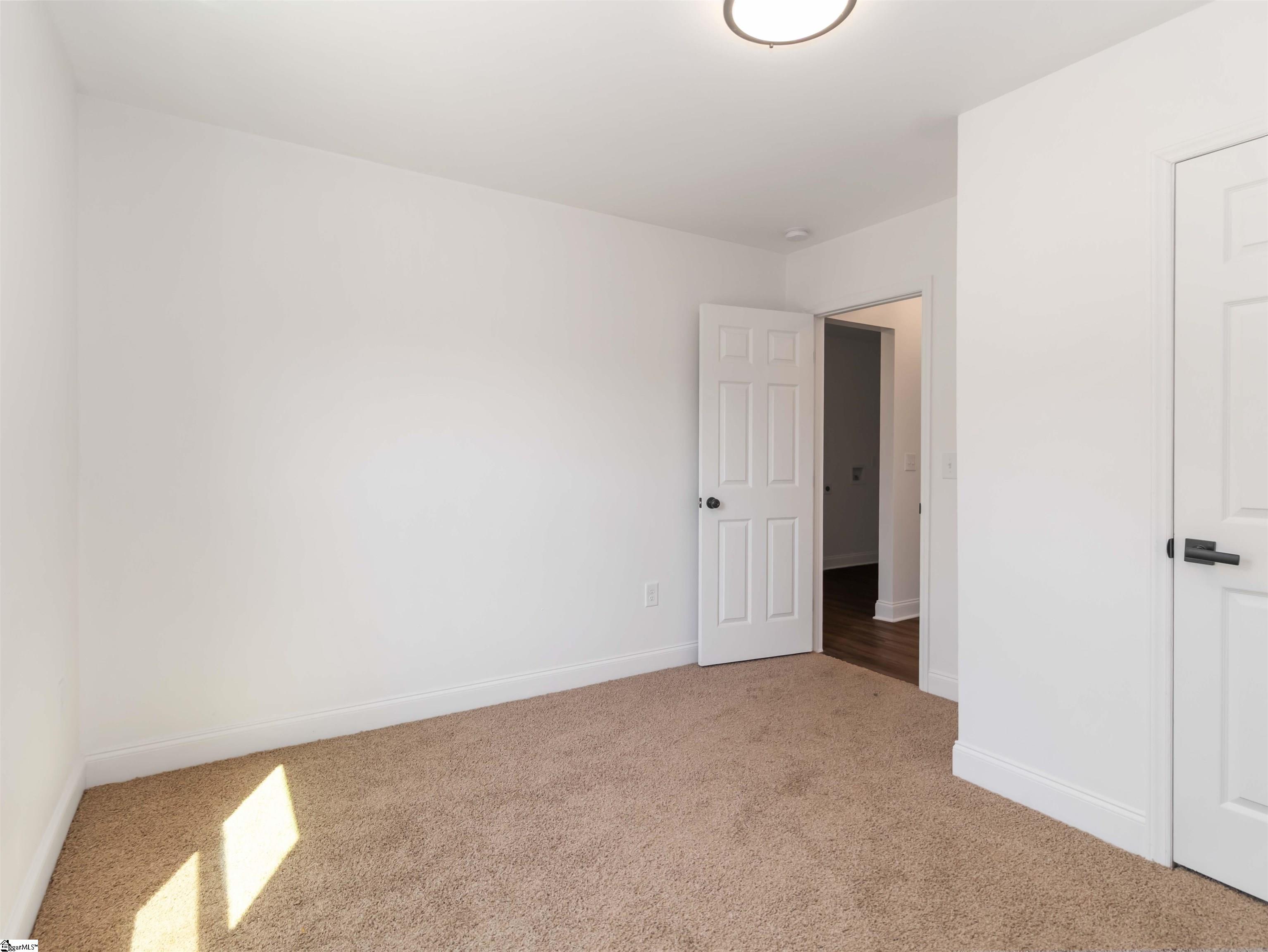 5 Williams Street Spartanburg, SC 29301