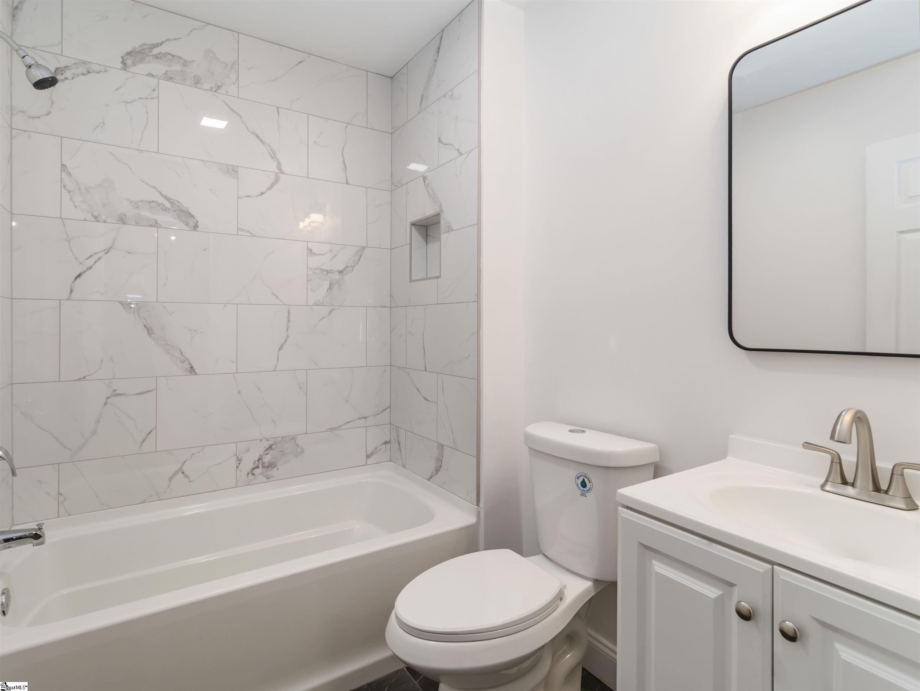 5 Williams Street Spartanburg, SC 29301