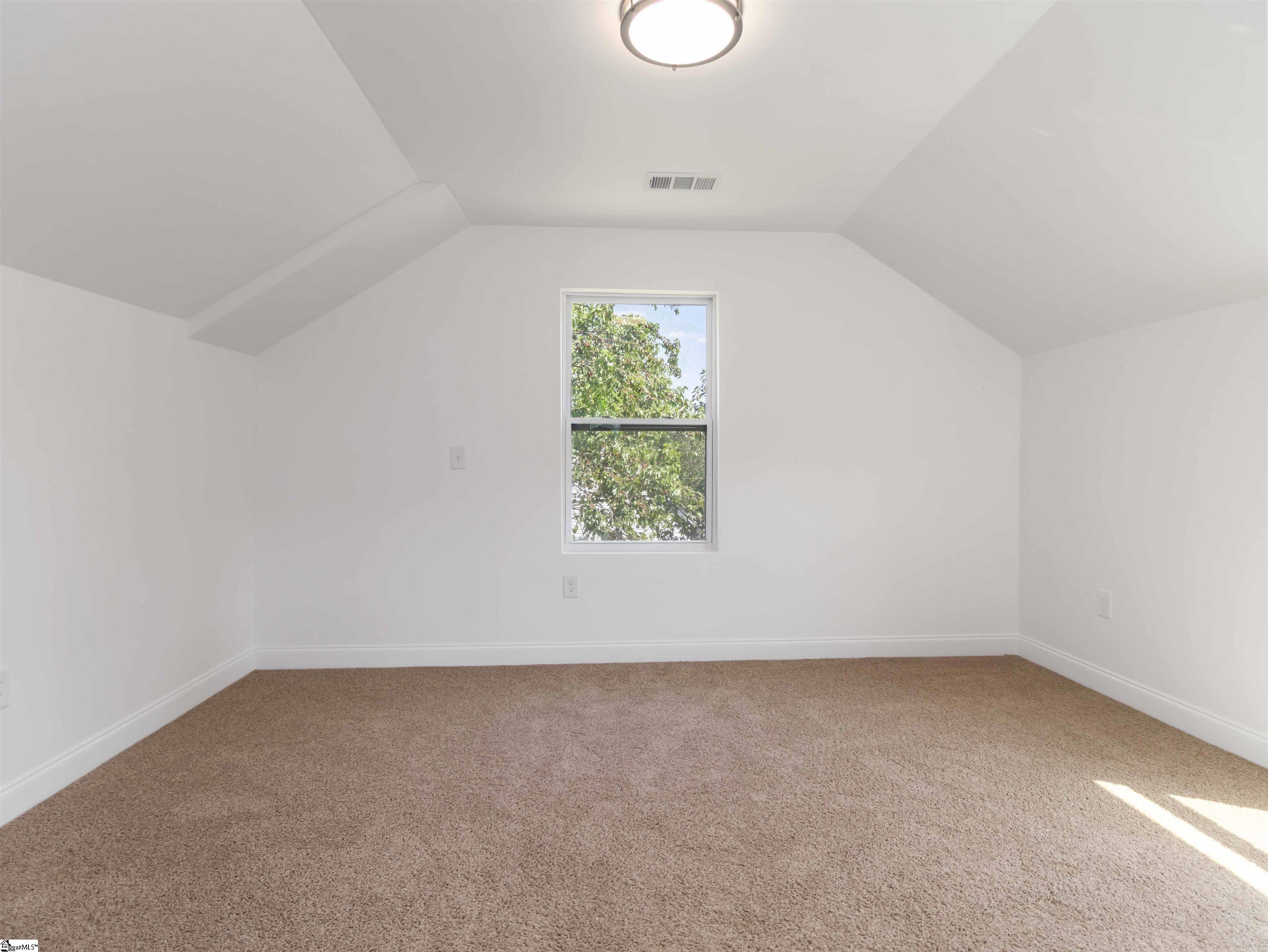 5 Williams Street Spartanburg, SC 29301