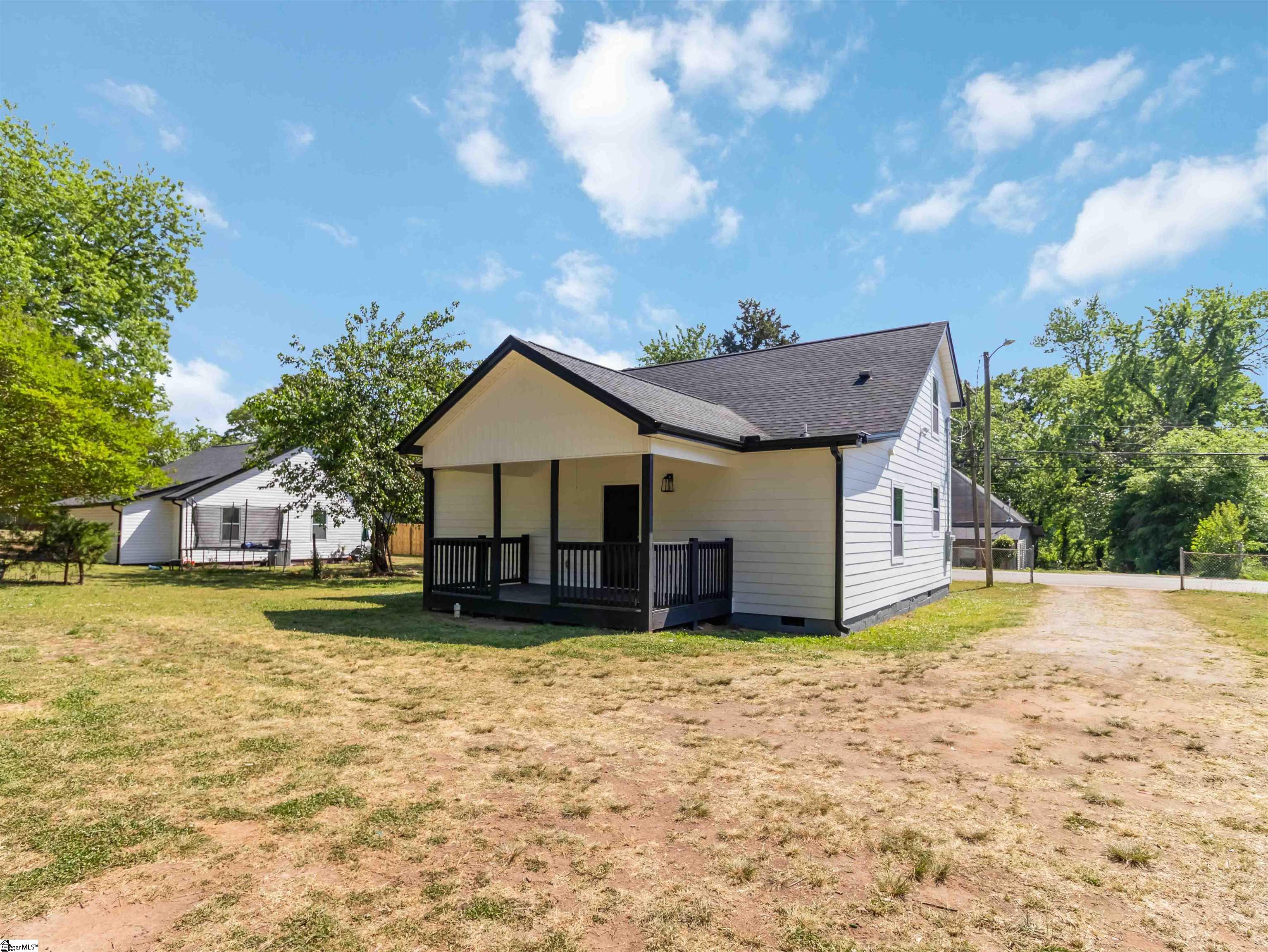 5 Williams Street Spartanburg, SC 29301