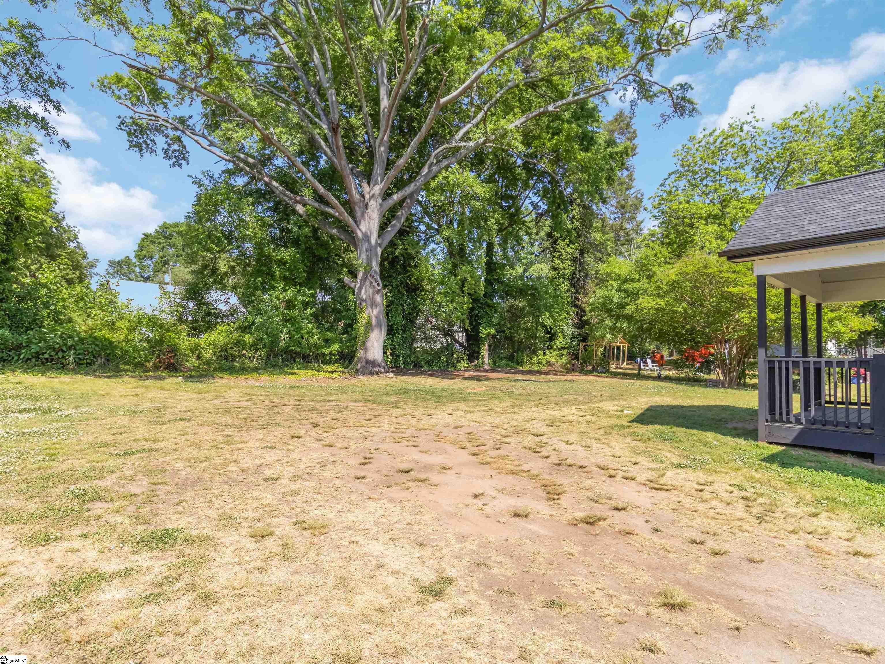 5 Williams Street Spartanburg, SC 29301