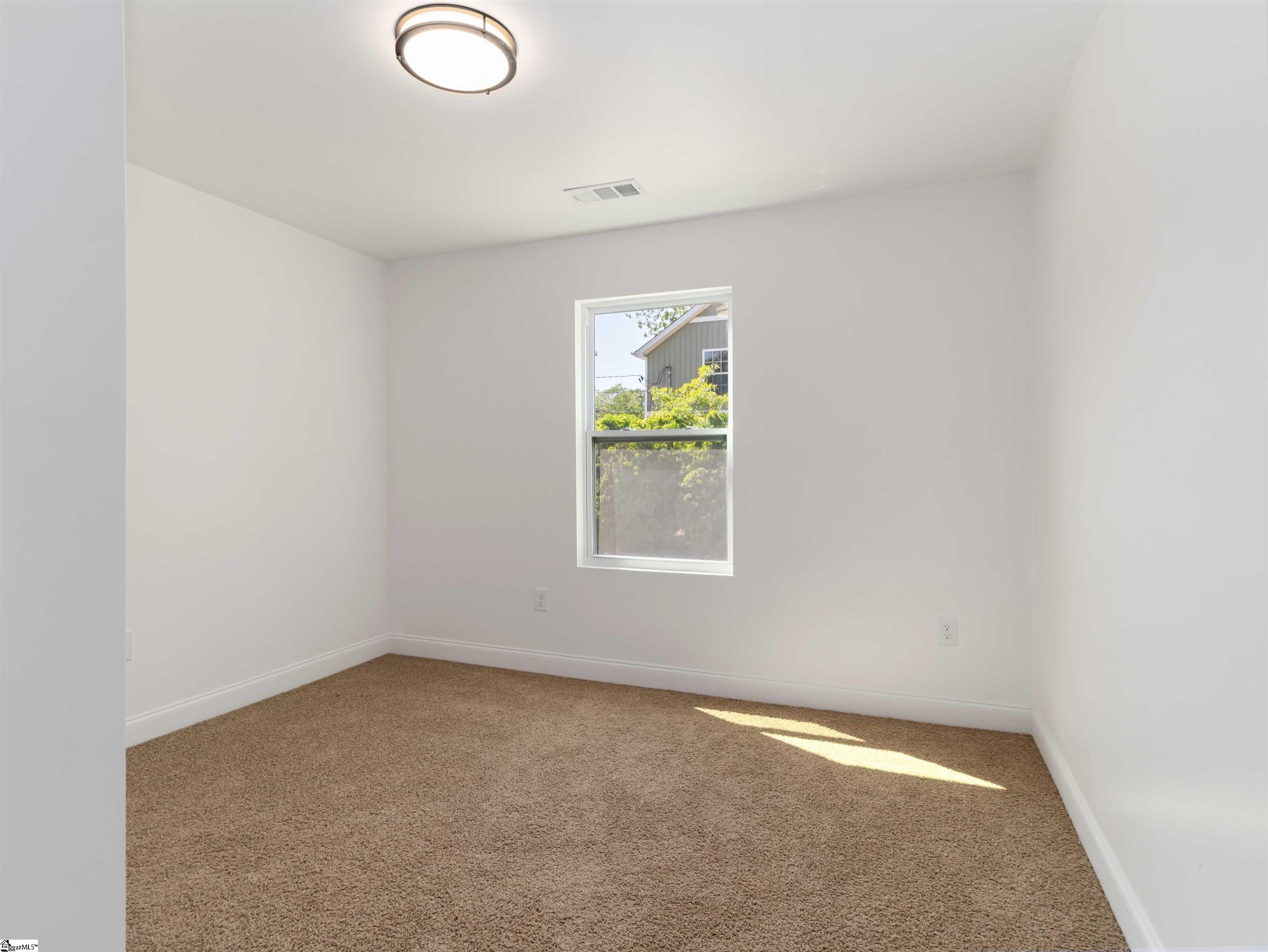 5 Williams Street Spartanburg, SC 29301