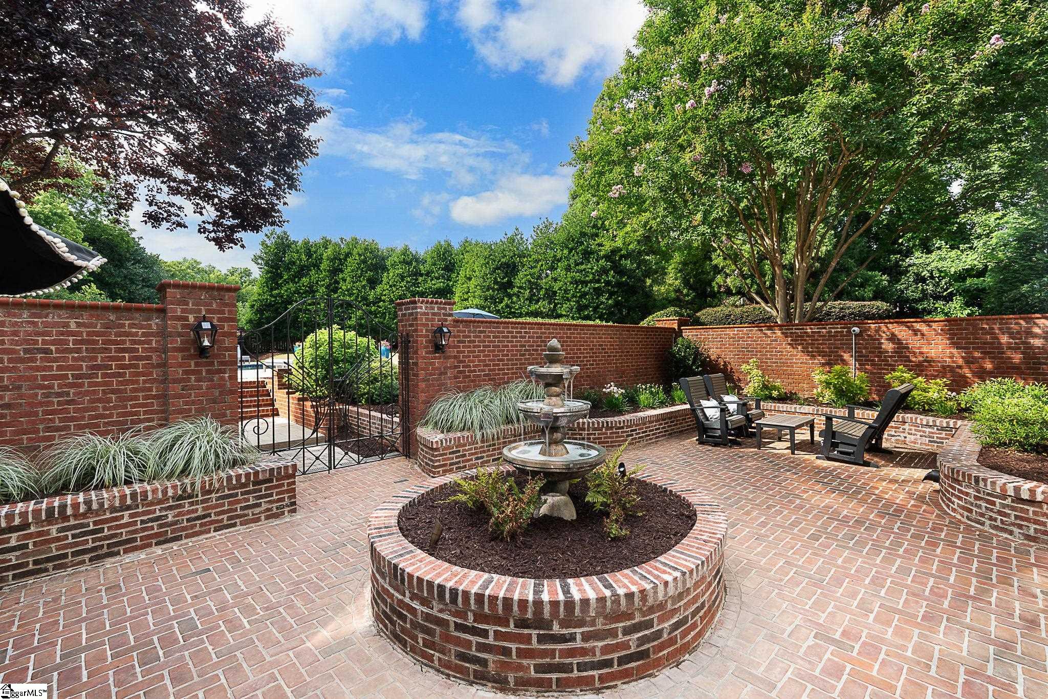 102 Tuscany Way Greer, SC 29650