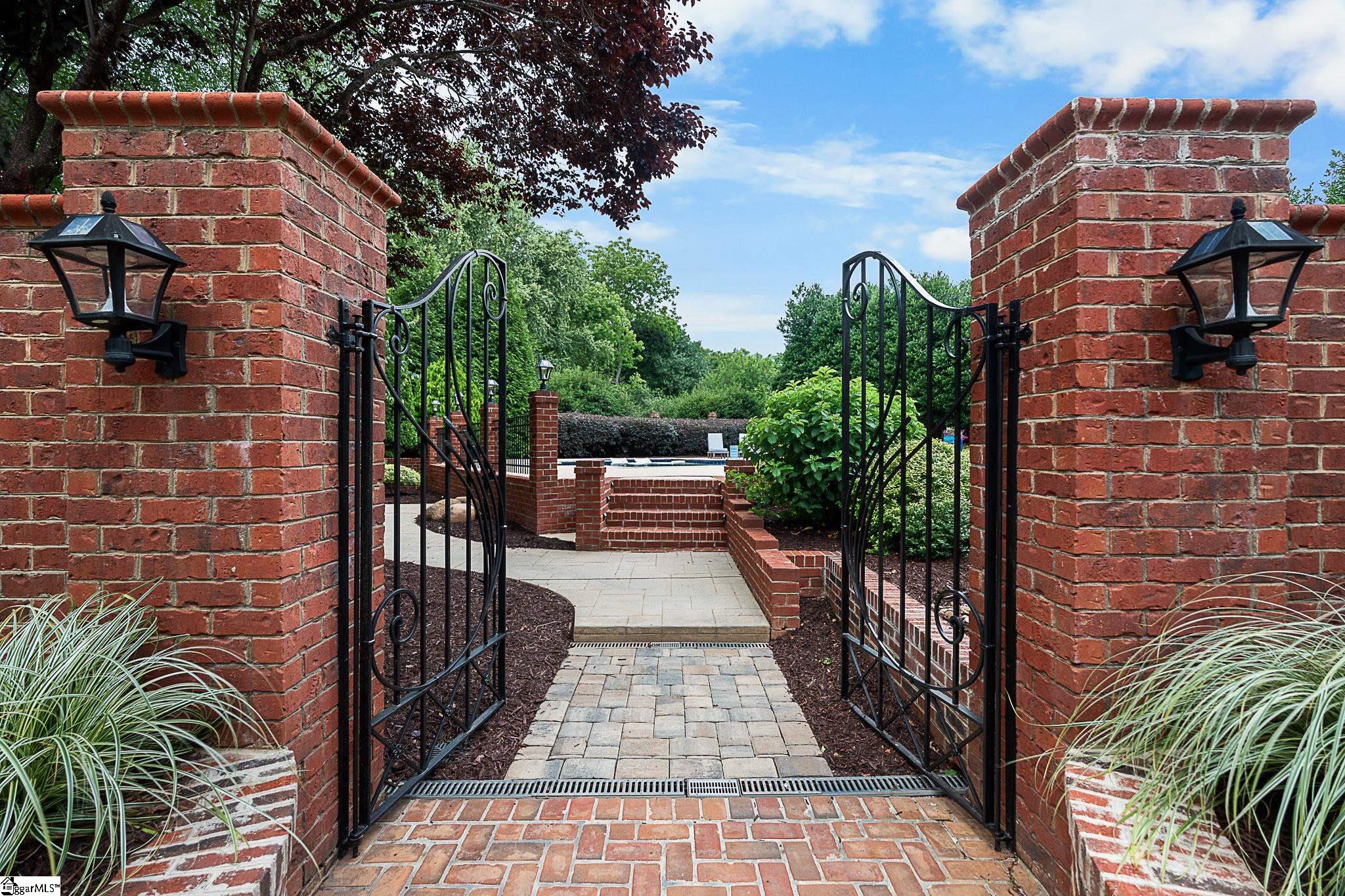 102 Tuscany Way Greer, SC 29650