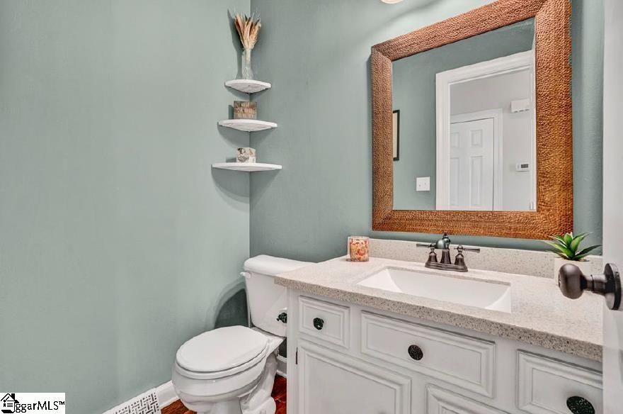 120 Wendover Road Greenwood, SC 29649