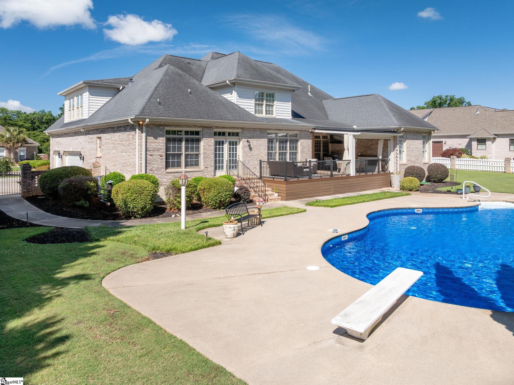 3 Charlestonplace Court Greenville, SC 29615