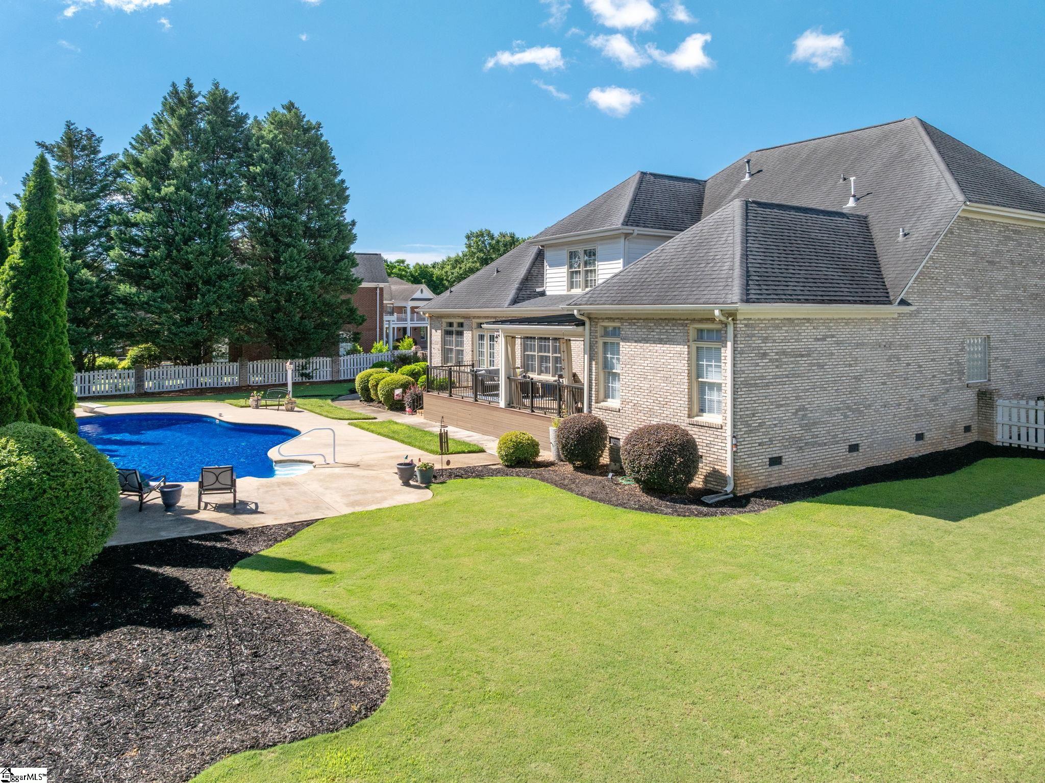 3 Charlestonplace Court Greenville, SC 29615