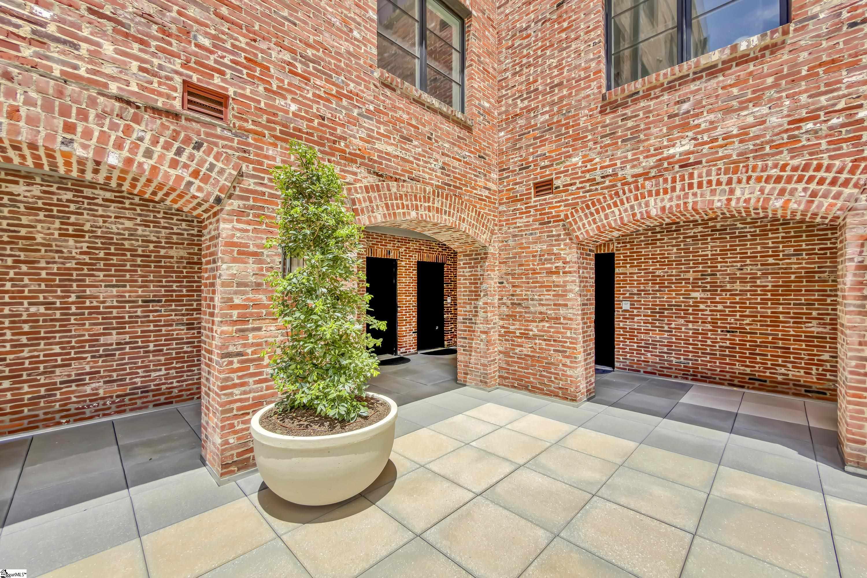 110 N Markley Street UNIT Unit 106 Greenville, SC 29601