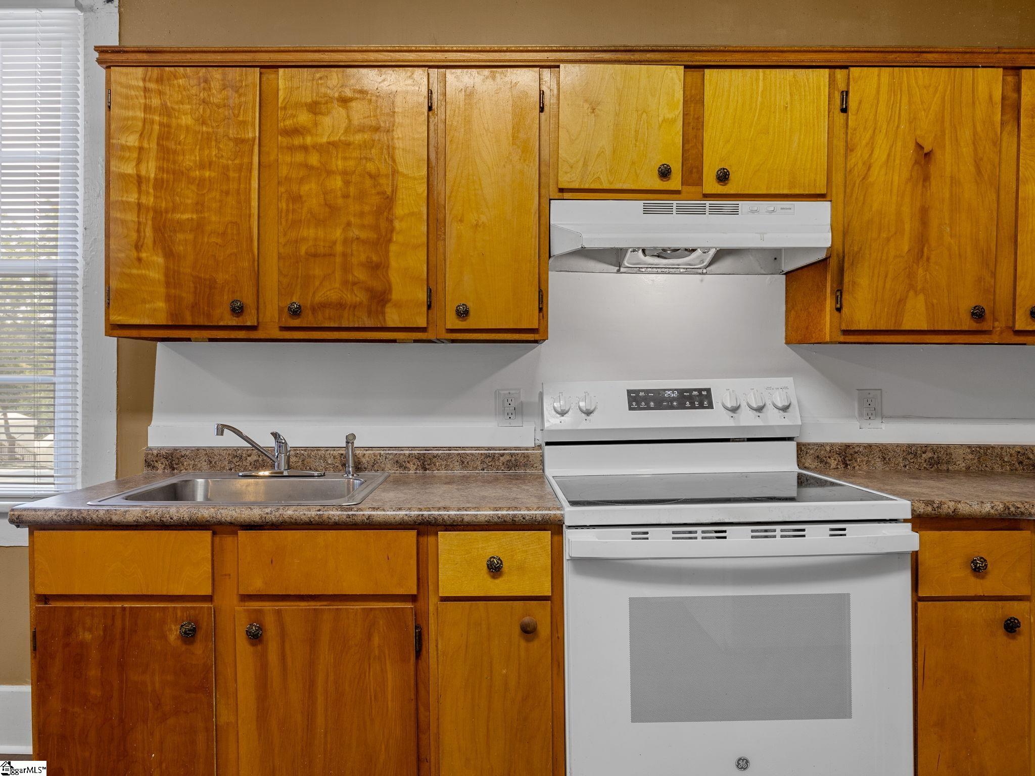 8149 Hill Street Boiling Springs, SC 29316