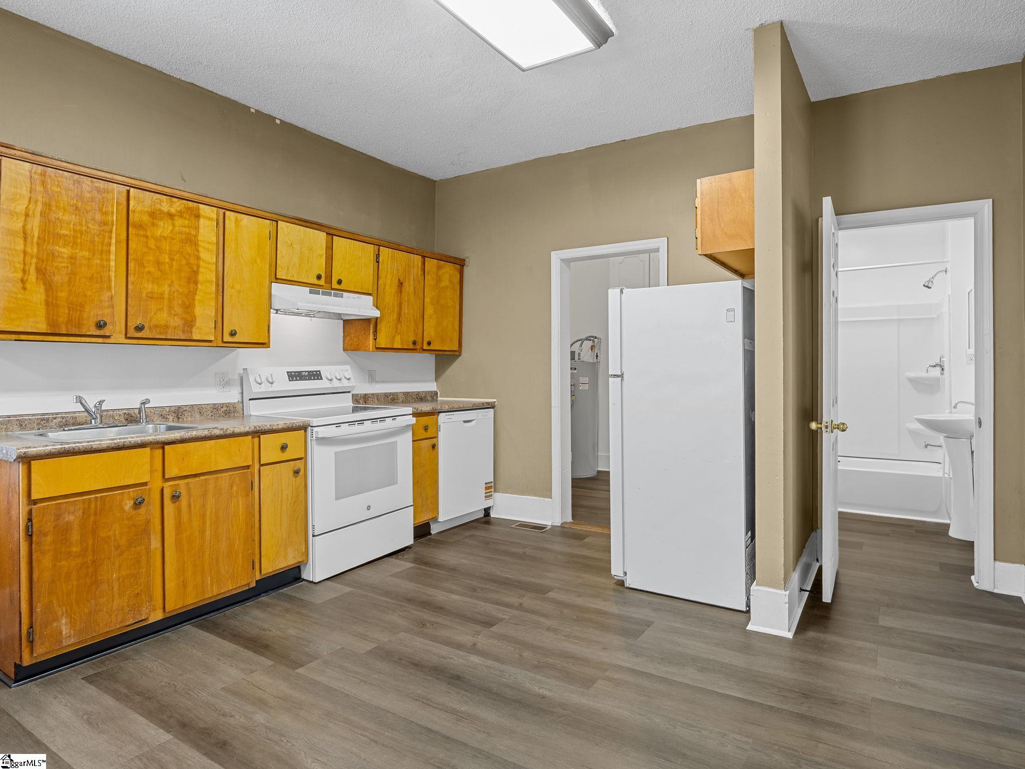 8149 Hill Street Boiling Springs, SC 29316