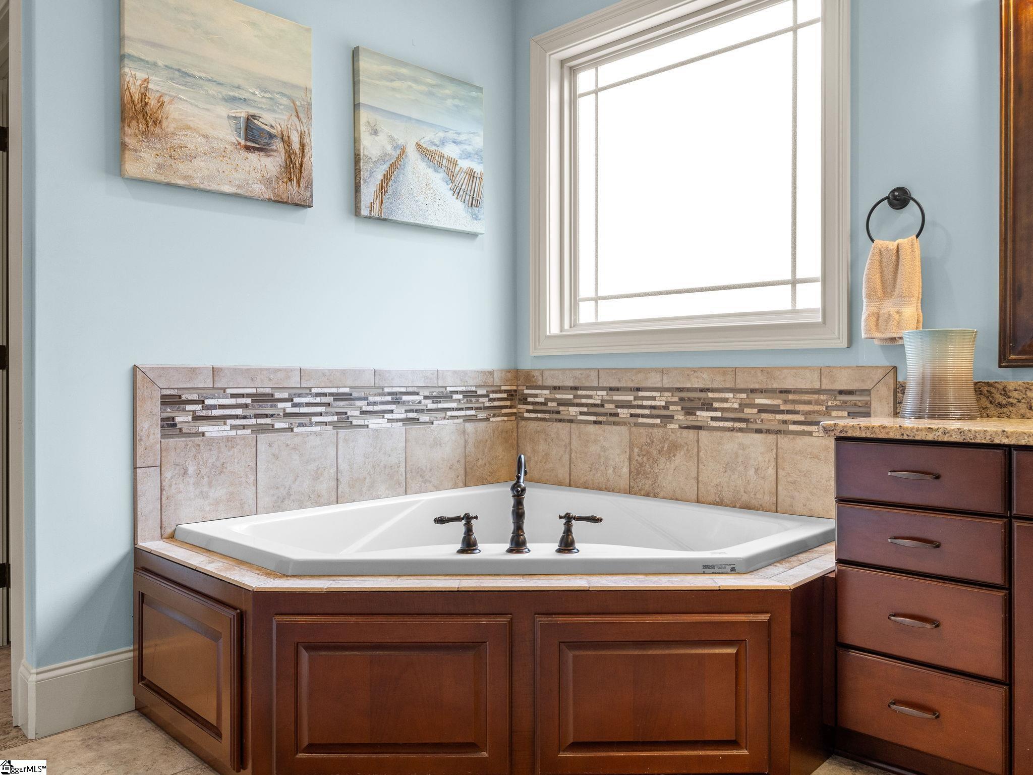337 Caughman Drive Spartanburg, SC 29307