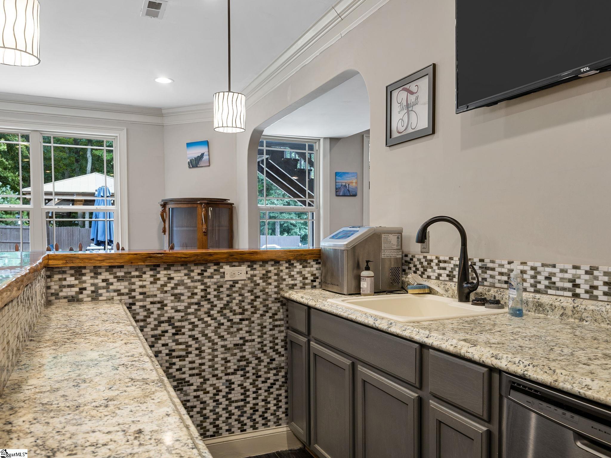 337 Caughman Drive Spartanburg, SC 29307