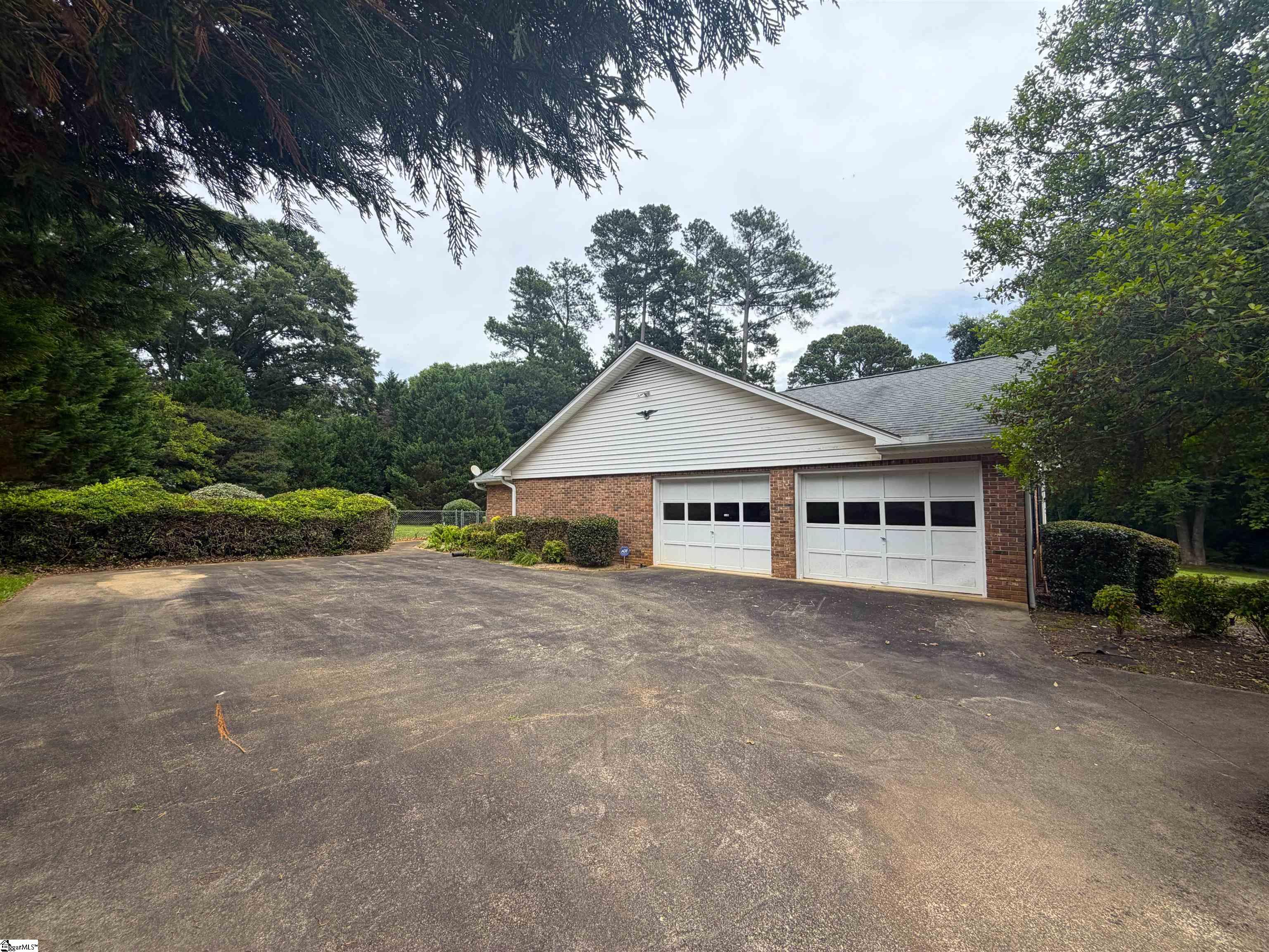 111 Cameron Way Anderson, SC 29621