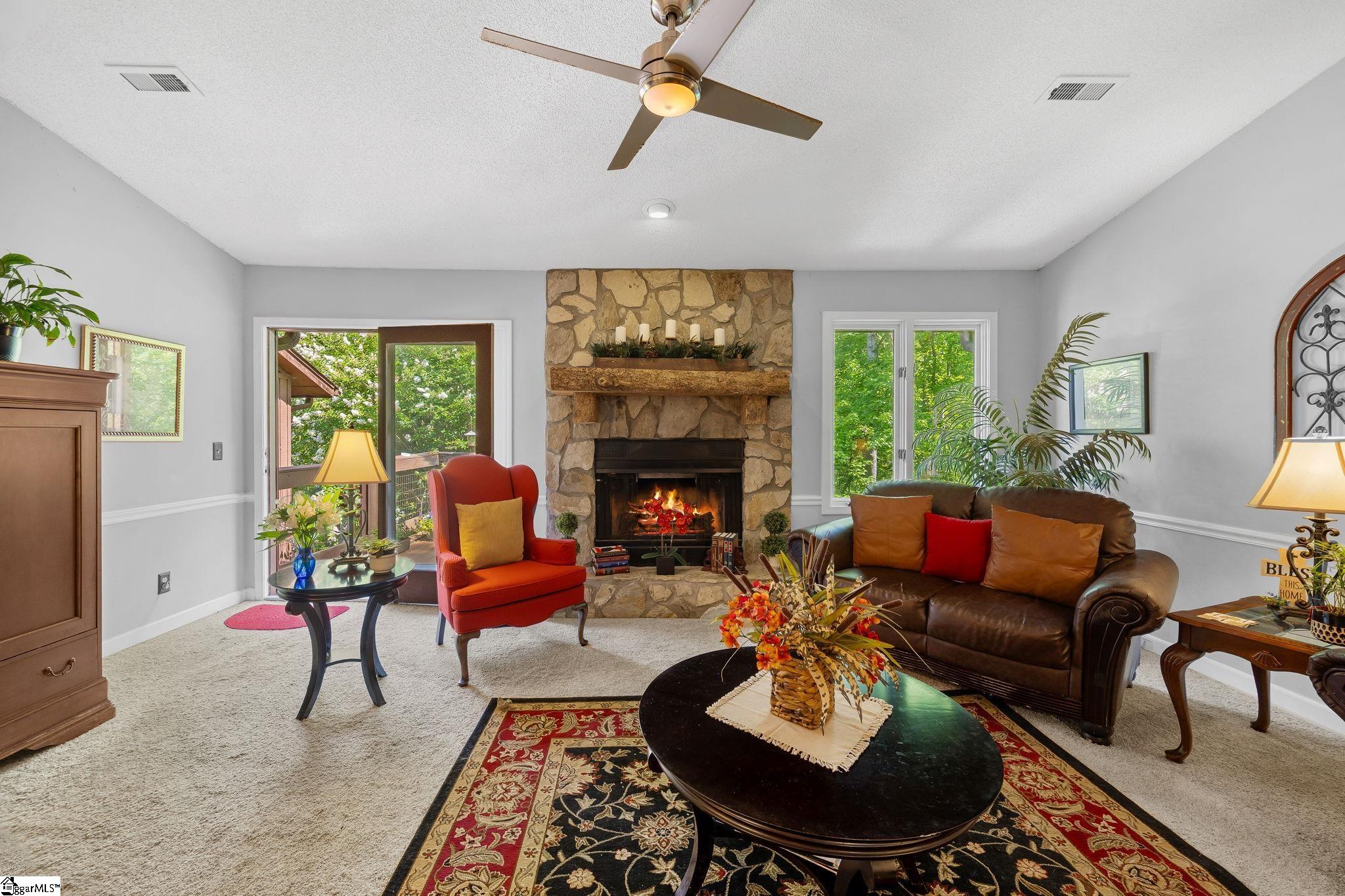 15 Creekside Way Greenville, SC 29609