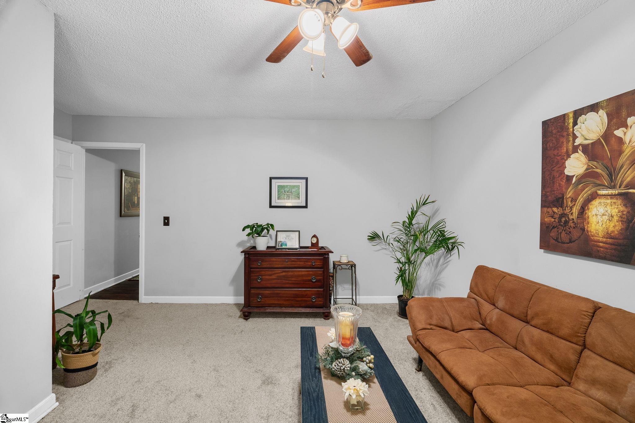 15 Creekside Way Greenville, SC 29609
