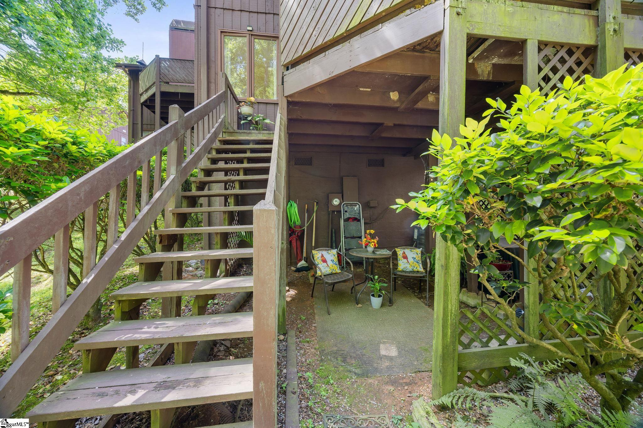 15 Creekside Way Greenville, SC 29609