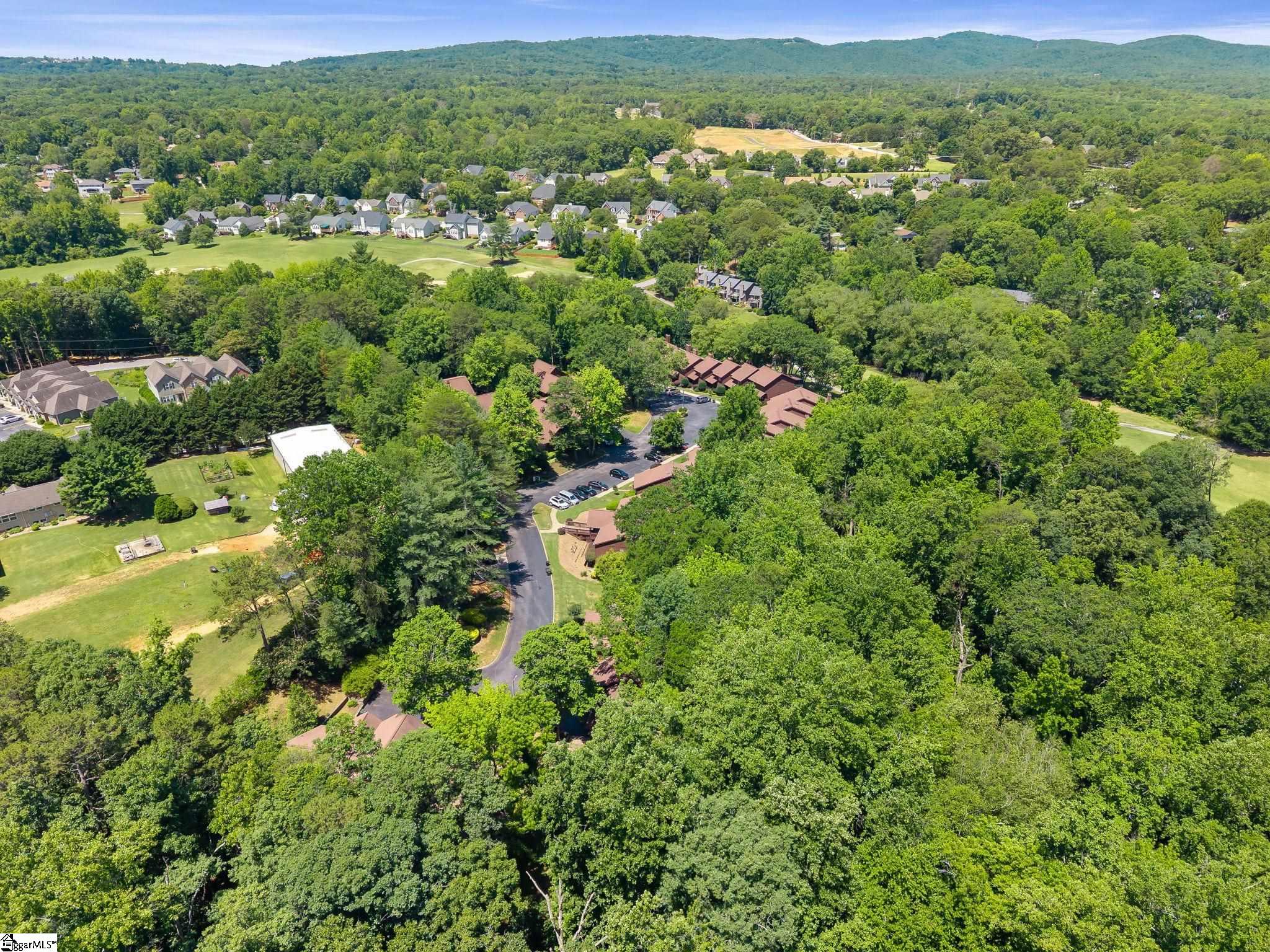 15 Creekside Way Greenville, SC 29609