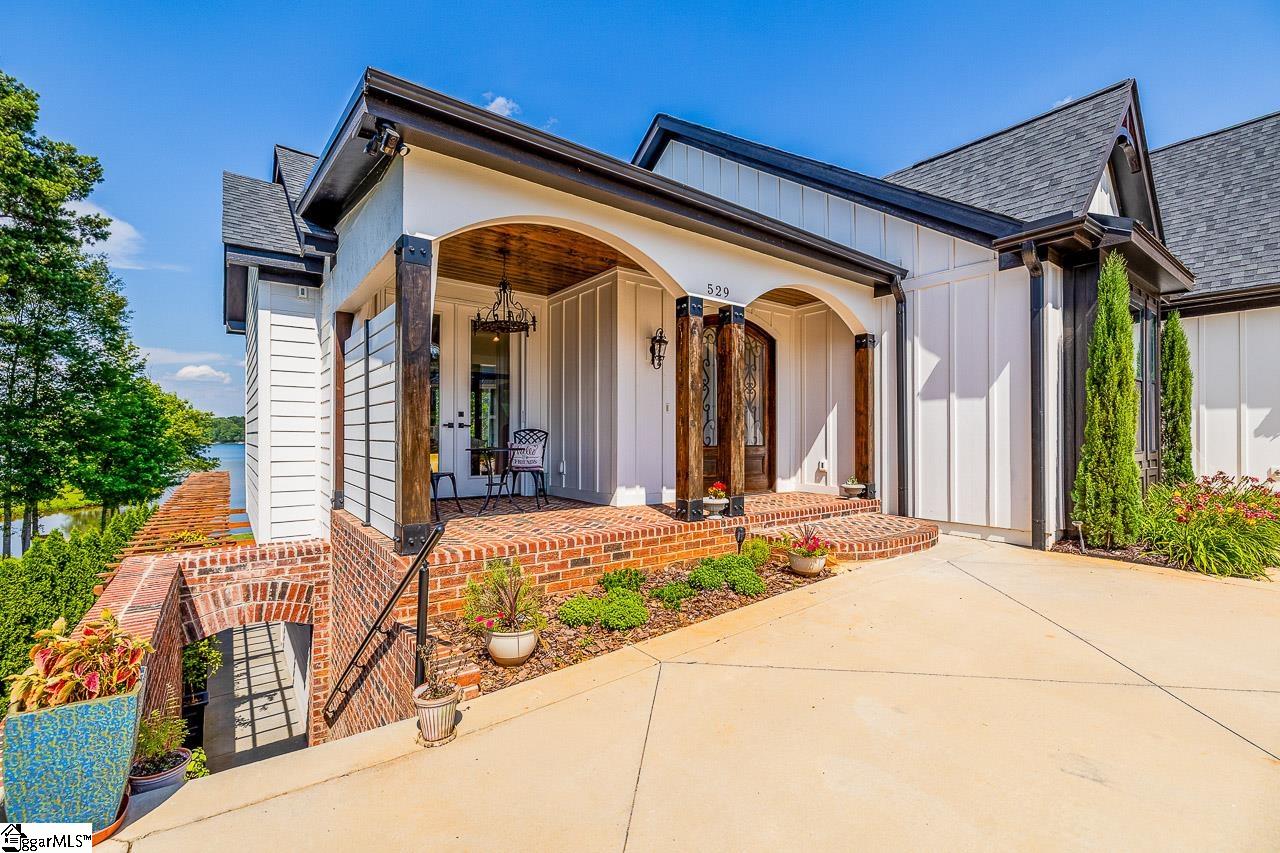 529 Coolwater Drive Taylors, SC 29687