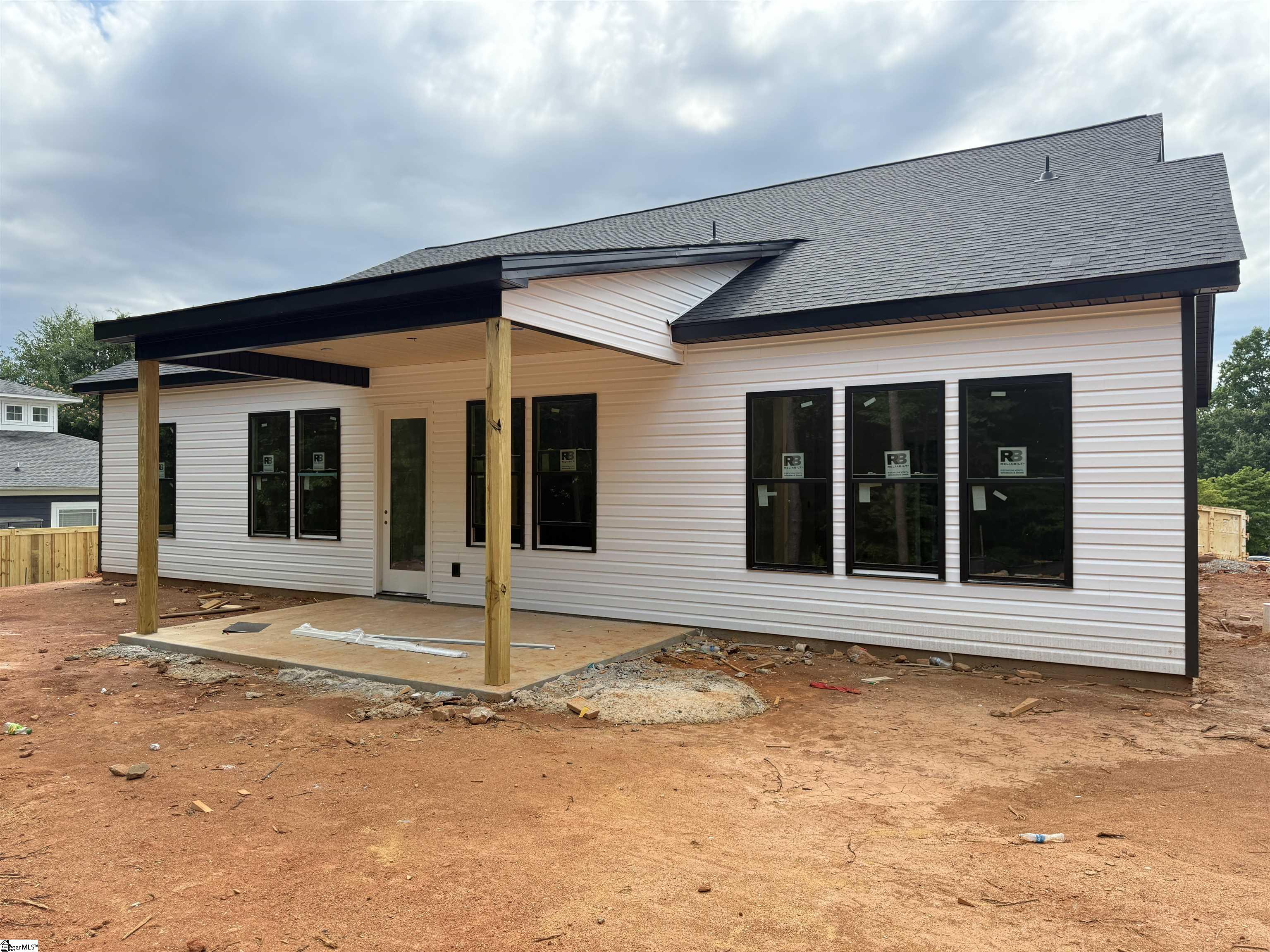 169 Lakeshore Drive Chesnee, SC 29323