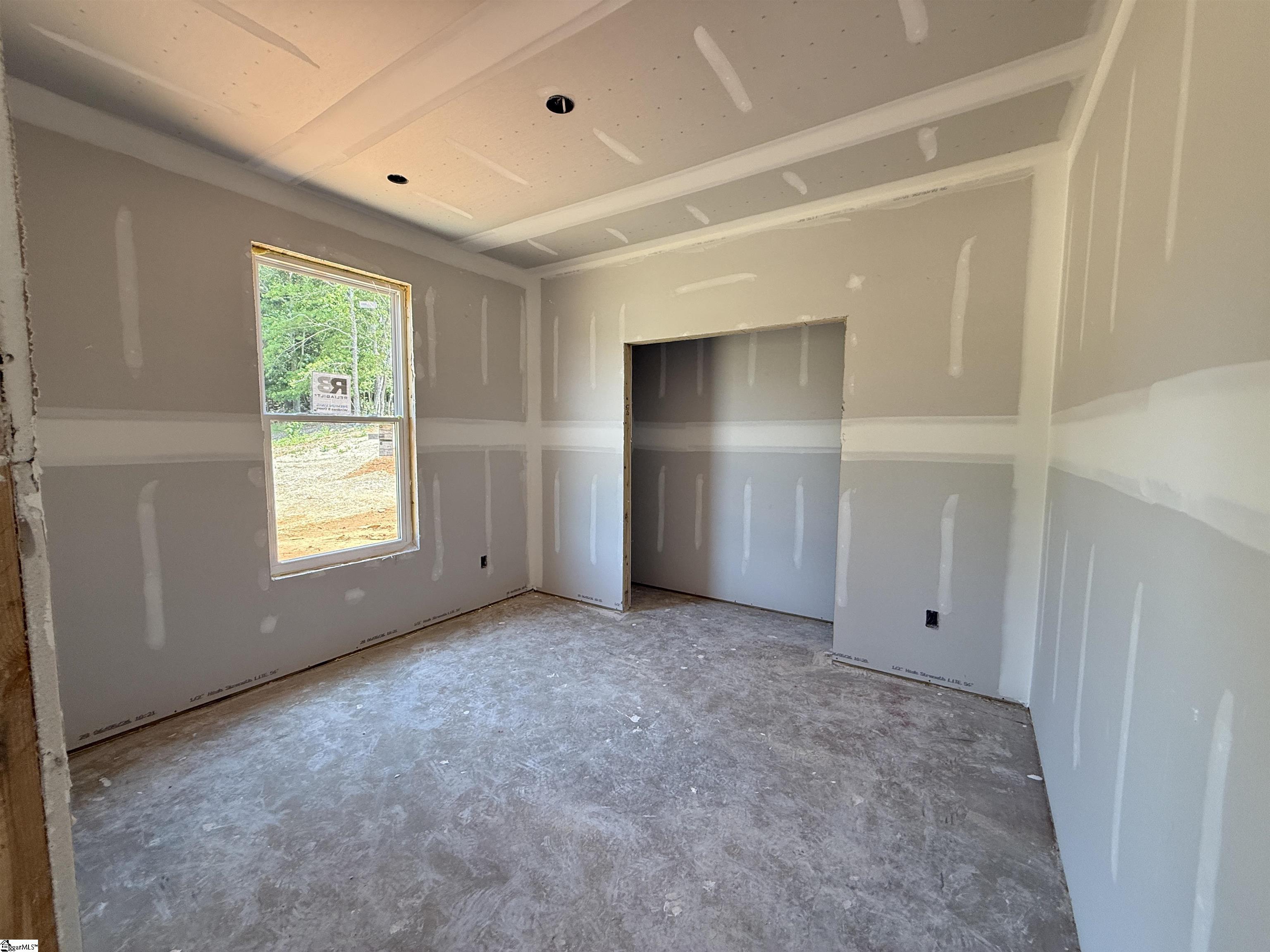 169 Lakeshore Drive Chesnee, SC 29323