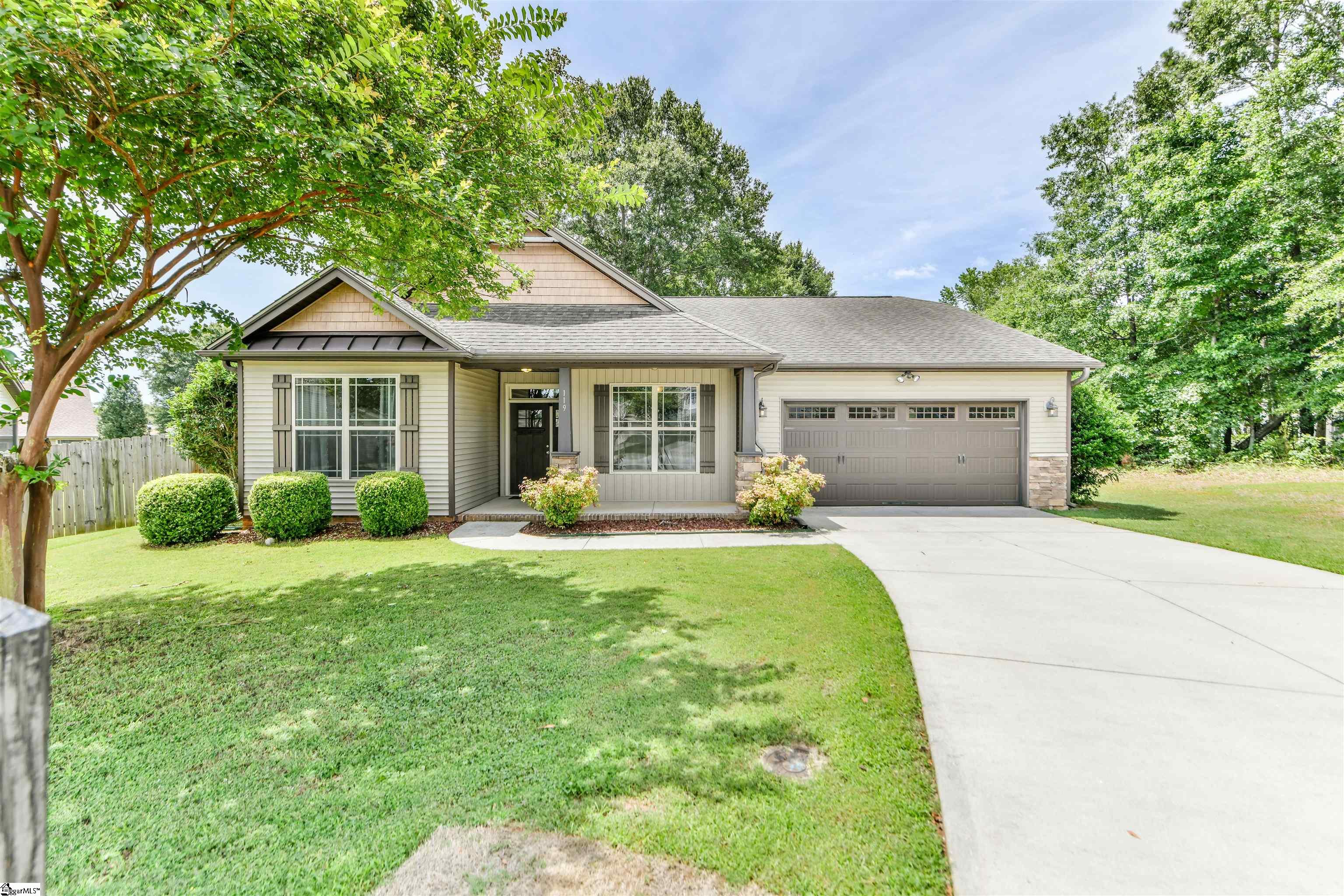 119 Colewood Place Simpsonville, SC 29681