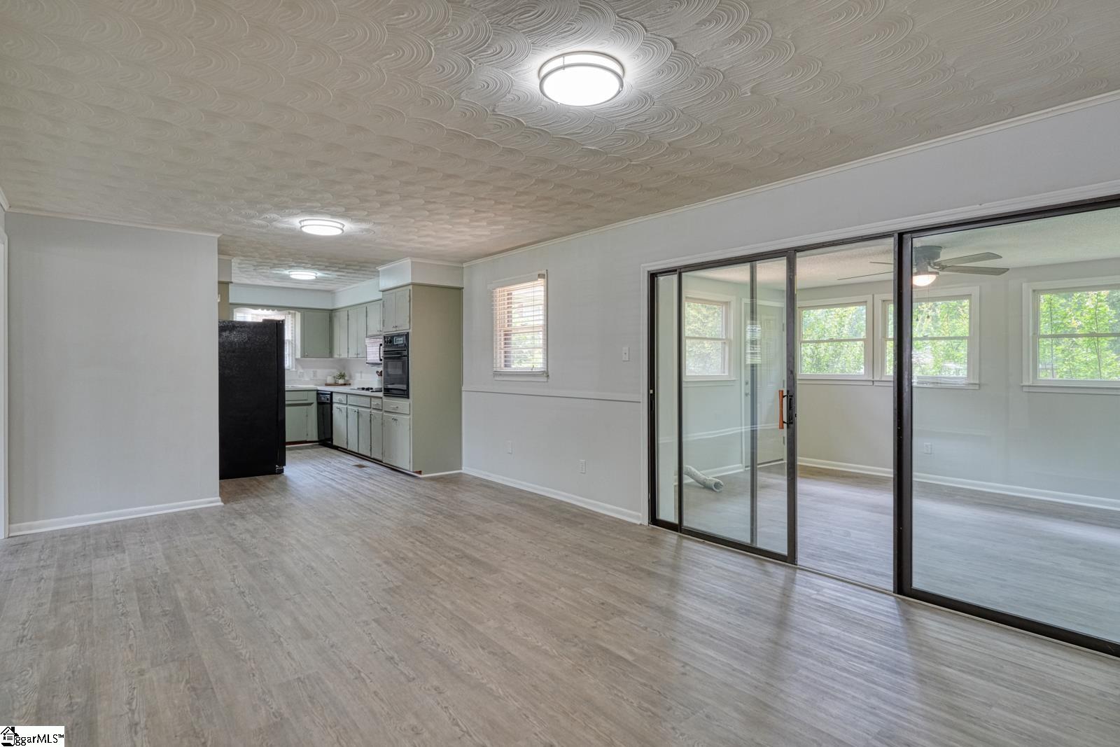 1291 Montview Street Spartanburg, SC 29307