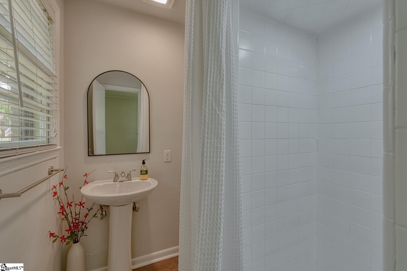 1291 Montview Street Spartanburg, SC 29307