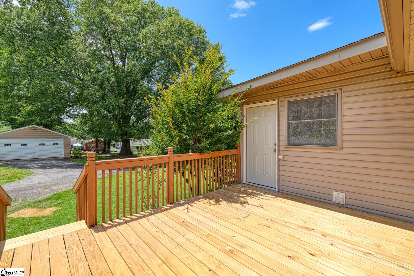 1291 Montview Street Spartanburg, SC 29307